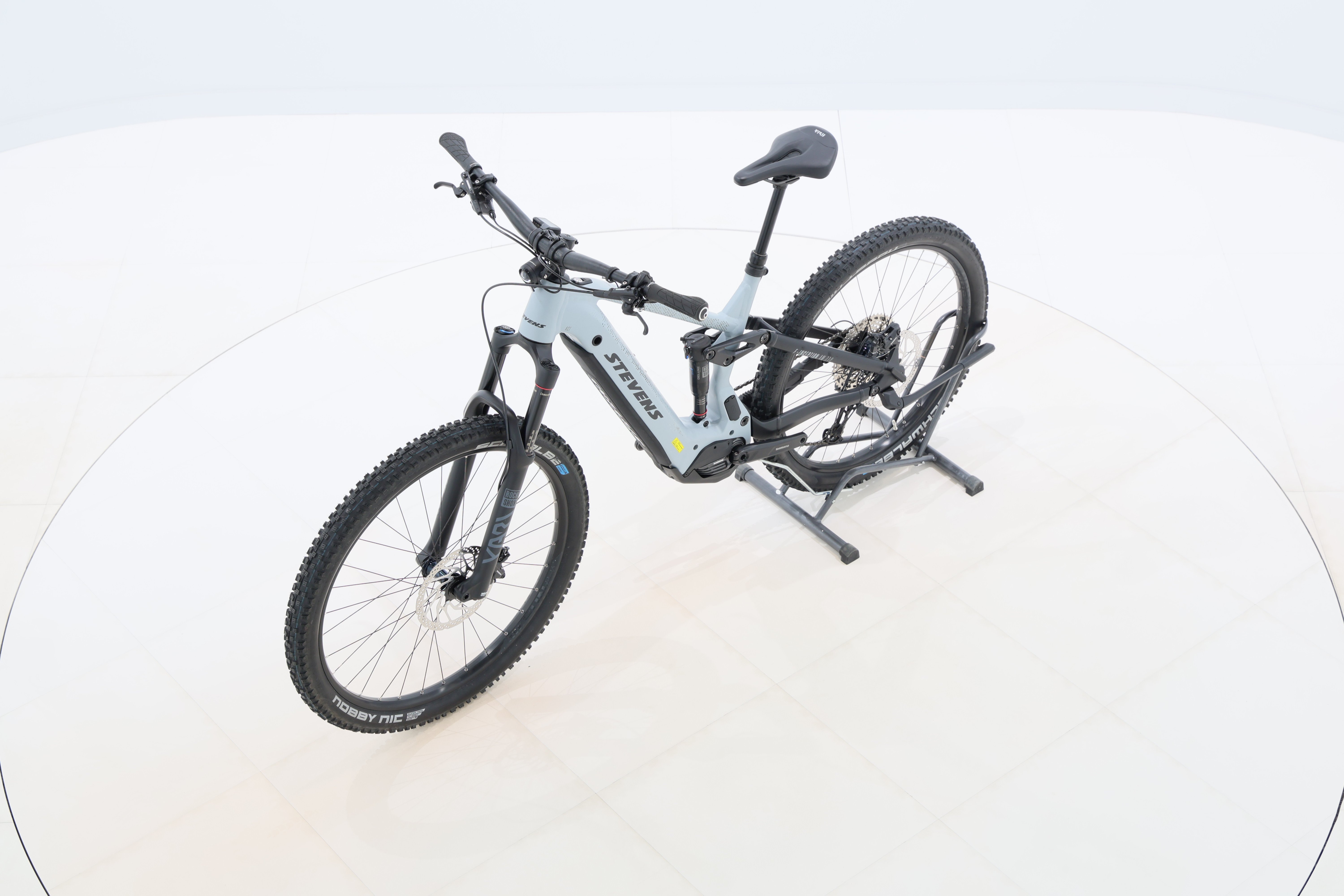 07084575-c108-4c9b-8df8-a72023dc1d1c