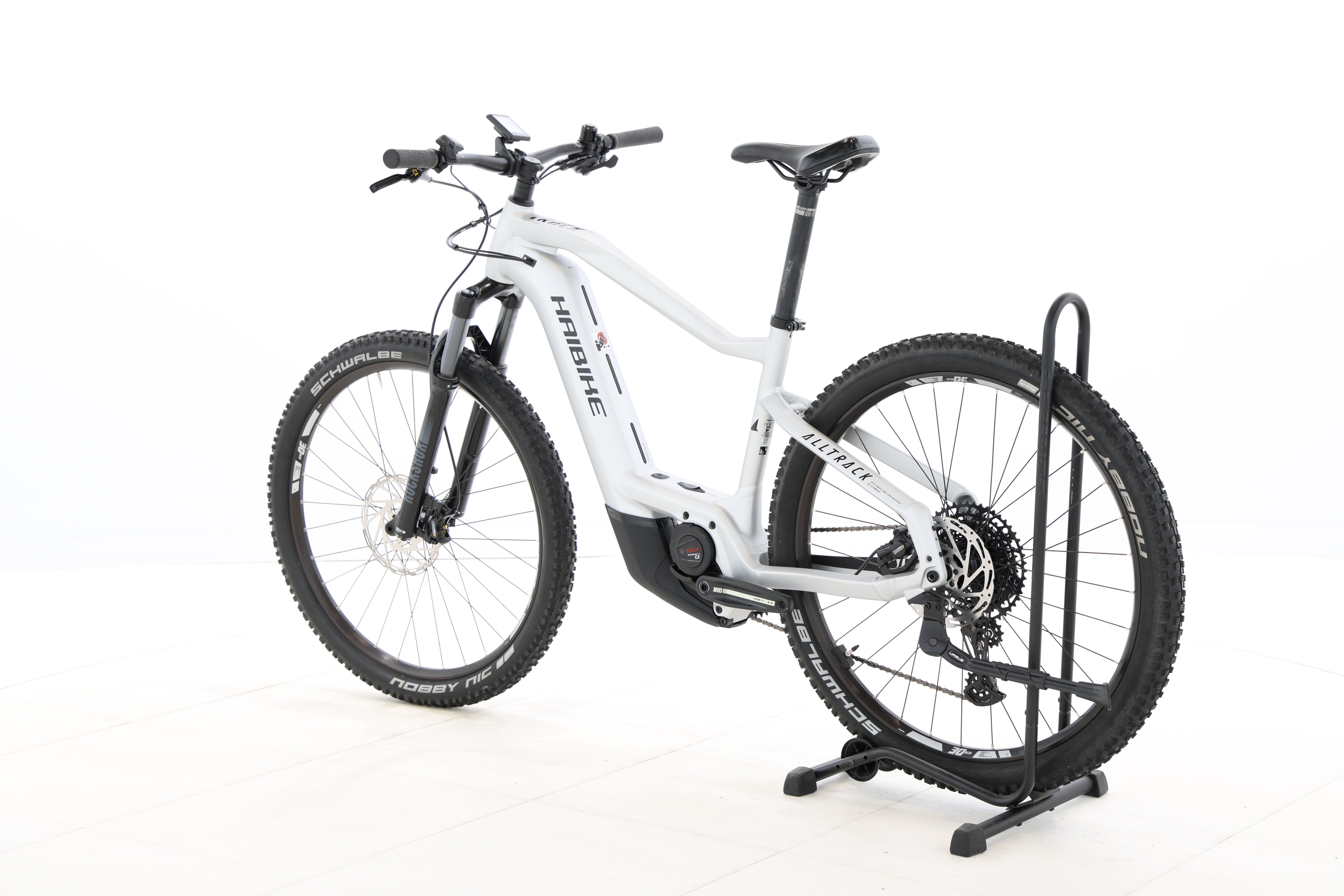 aba24b68-25c1-4330-ba2c-112ae340b8bf