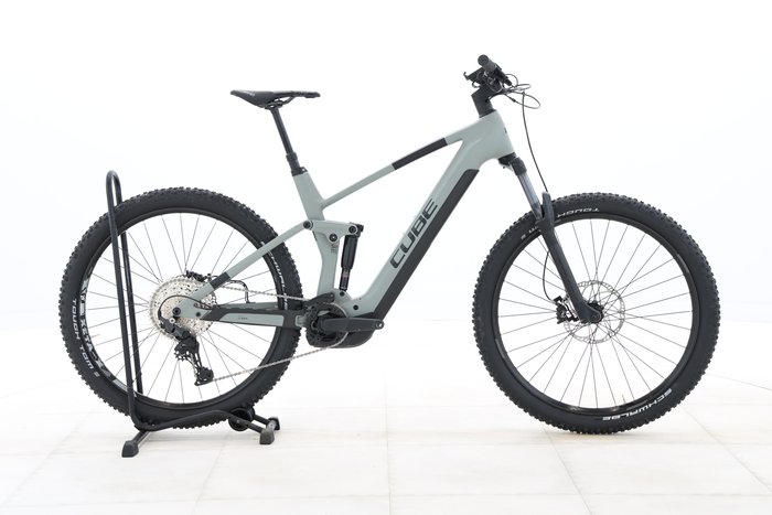 Cube STEREO HYBRID 140 HPC PRO 750 2024