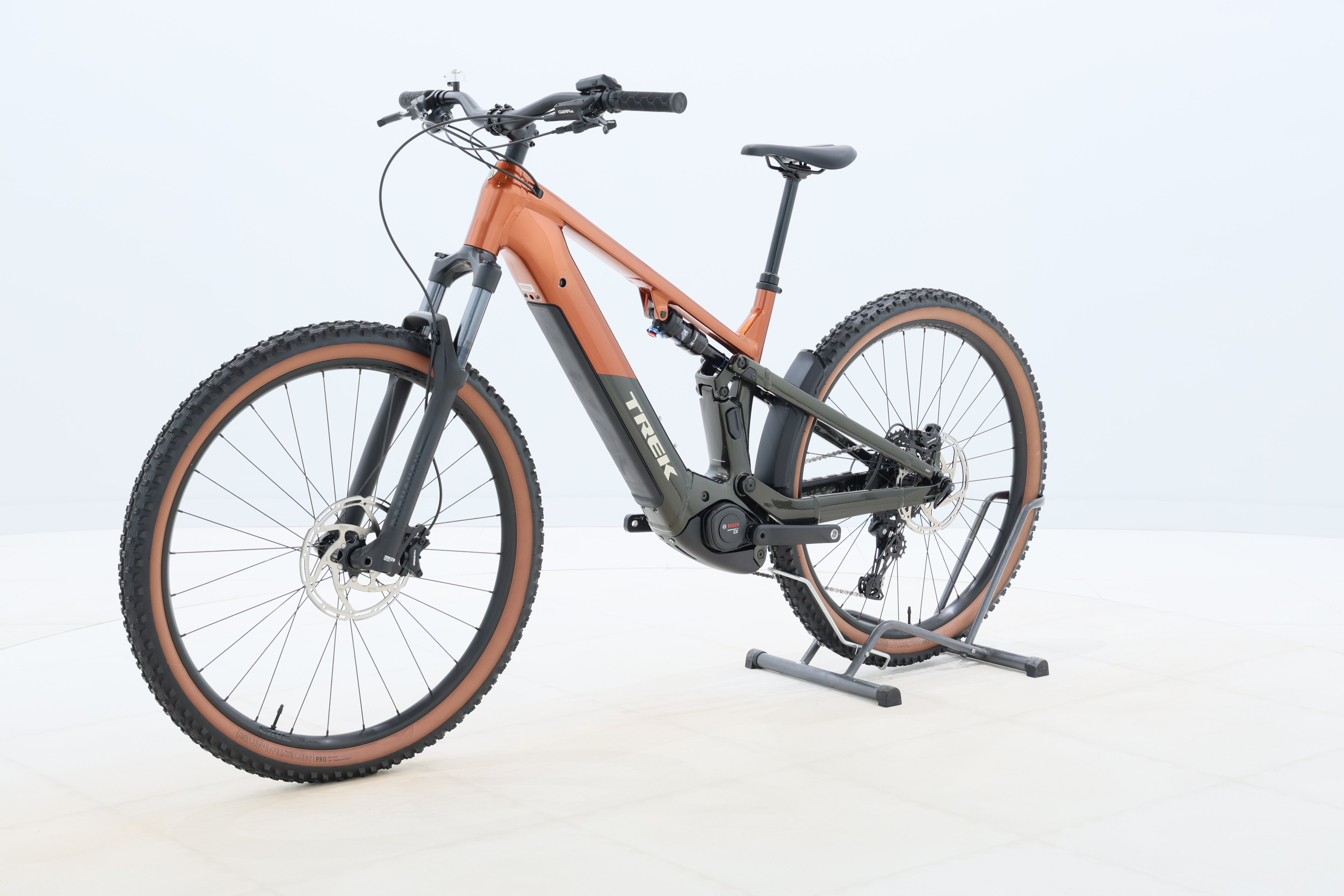 d8621724-8eb3-4c00-8fd5-56a405e19604