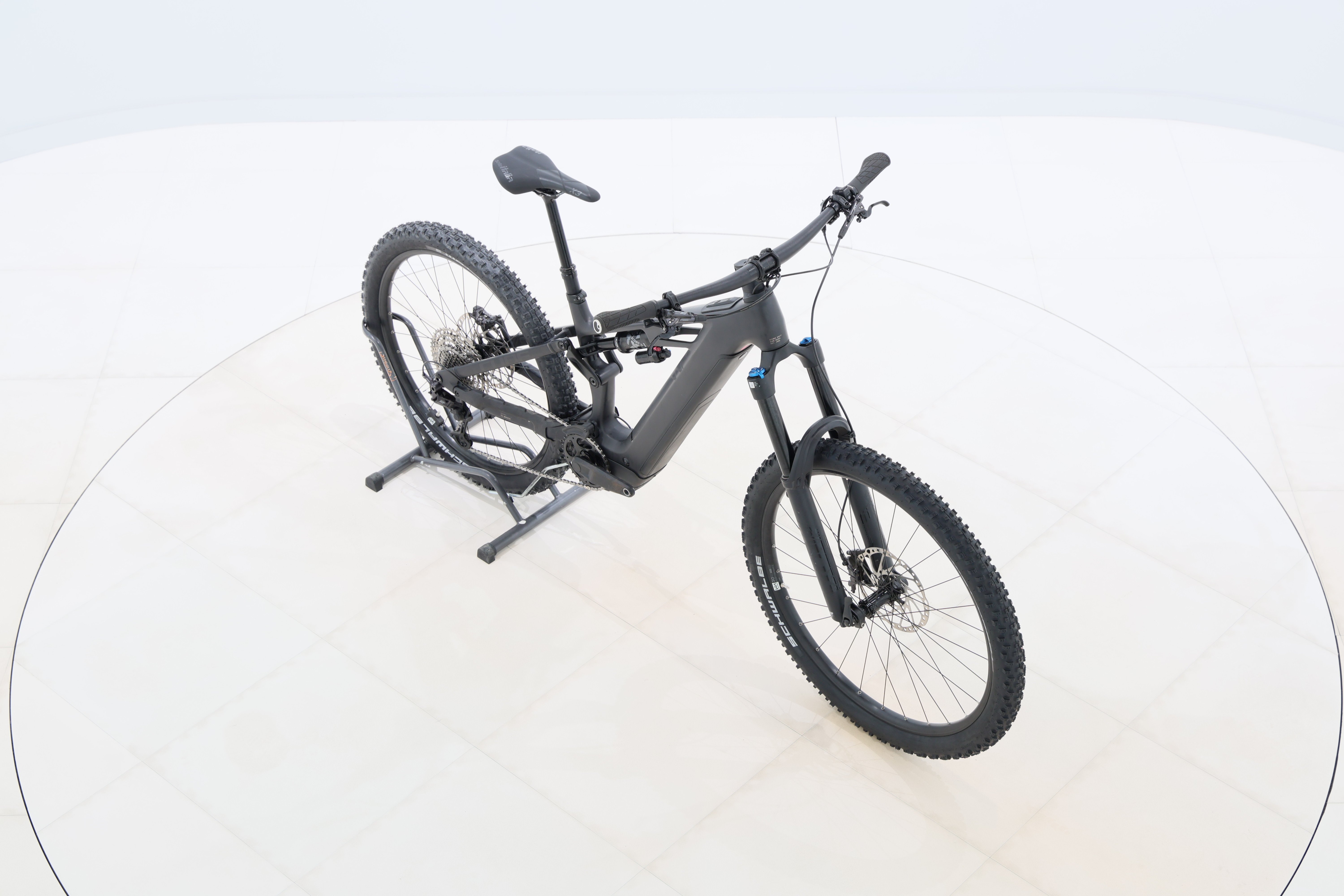 a135be99-d7cf-4dba-a84d-650164558b66