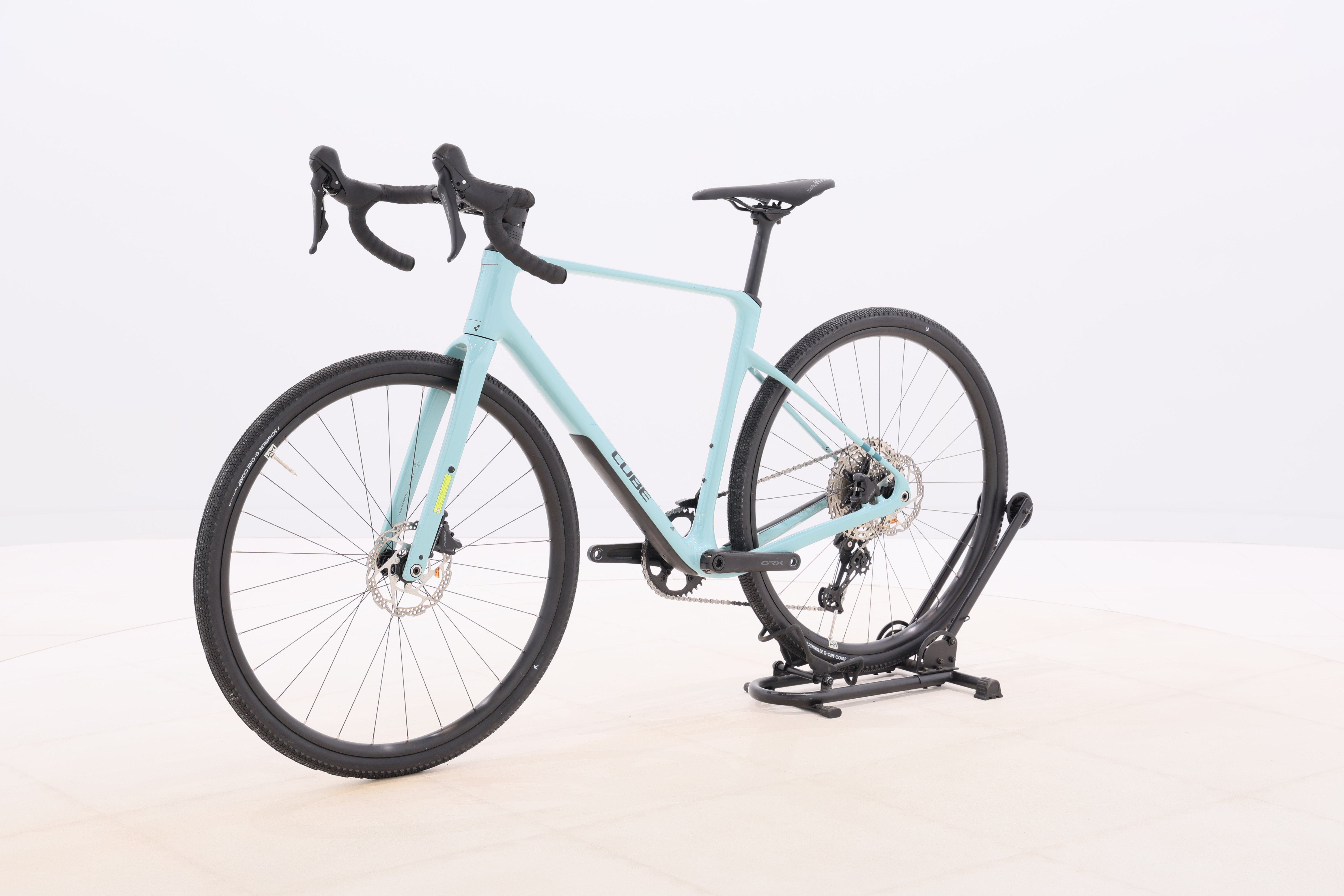 18b67766-b8c6-4a3a-81ac-6616f456c67b