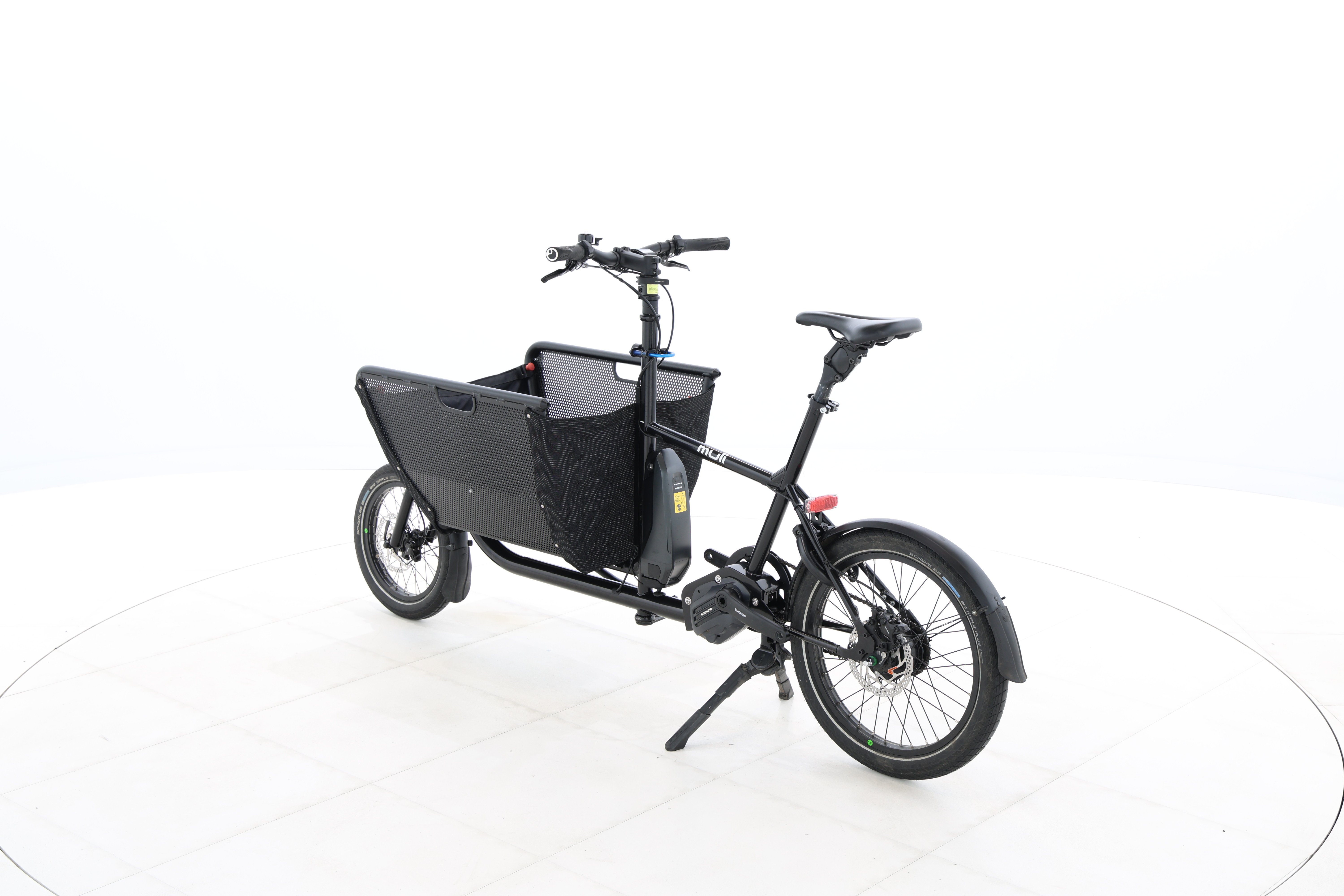 64db298d-b251-43f4-95d7-8c88767cdd2a