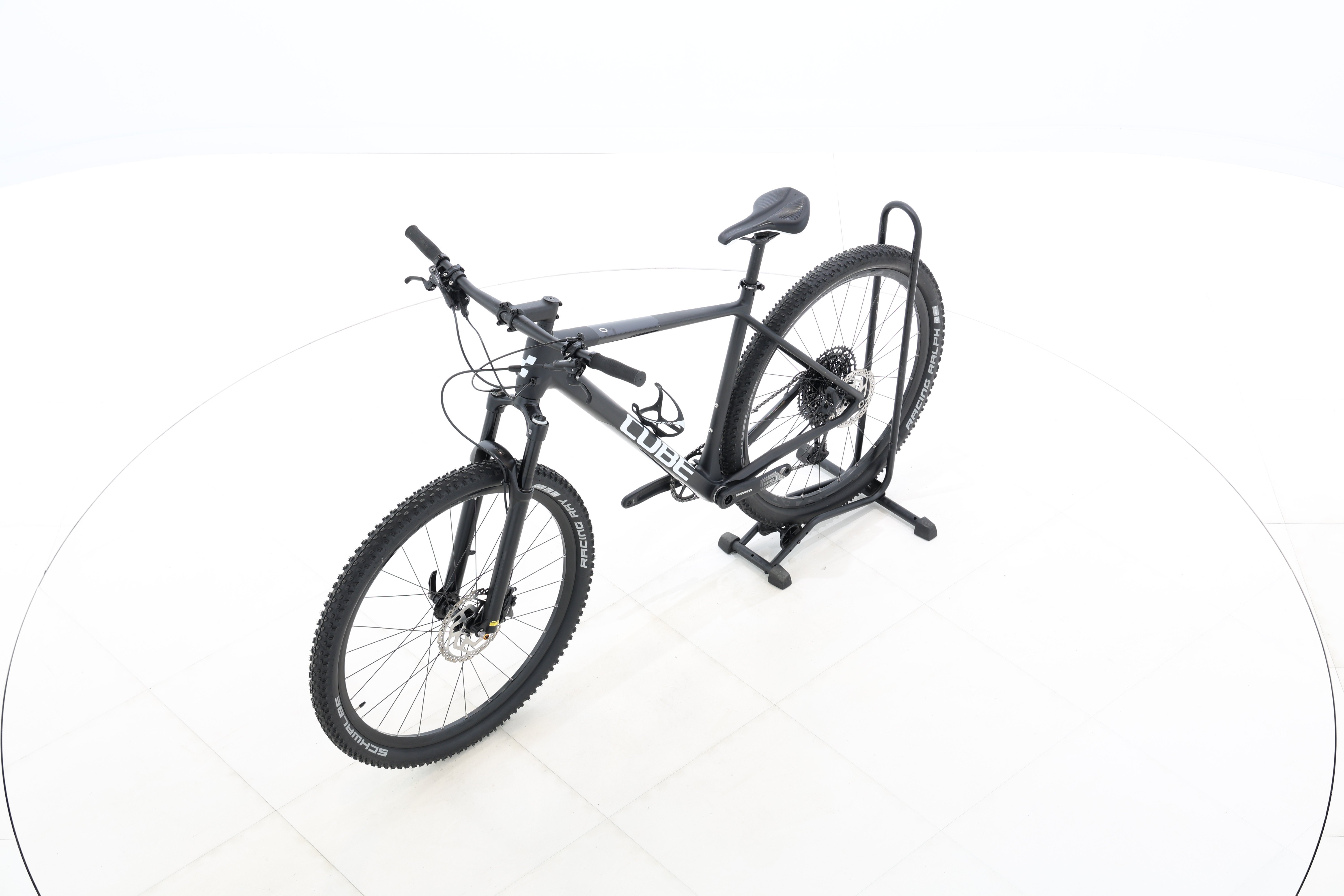 f27e19f4-ca6b-4b5e-b429-d7aa95551296