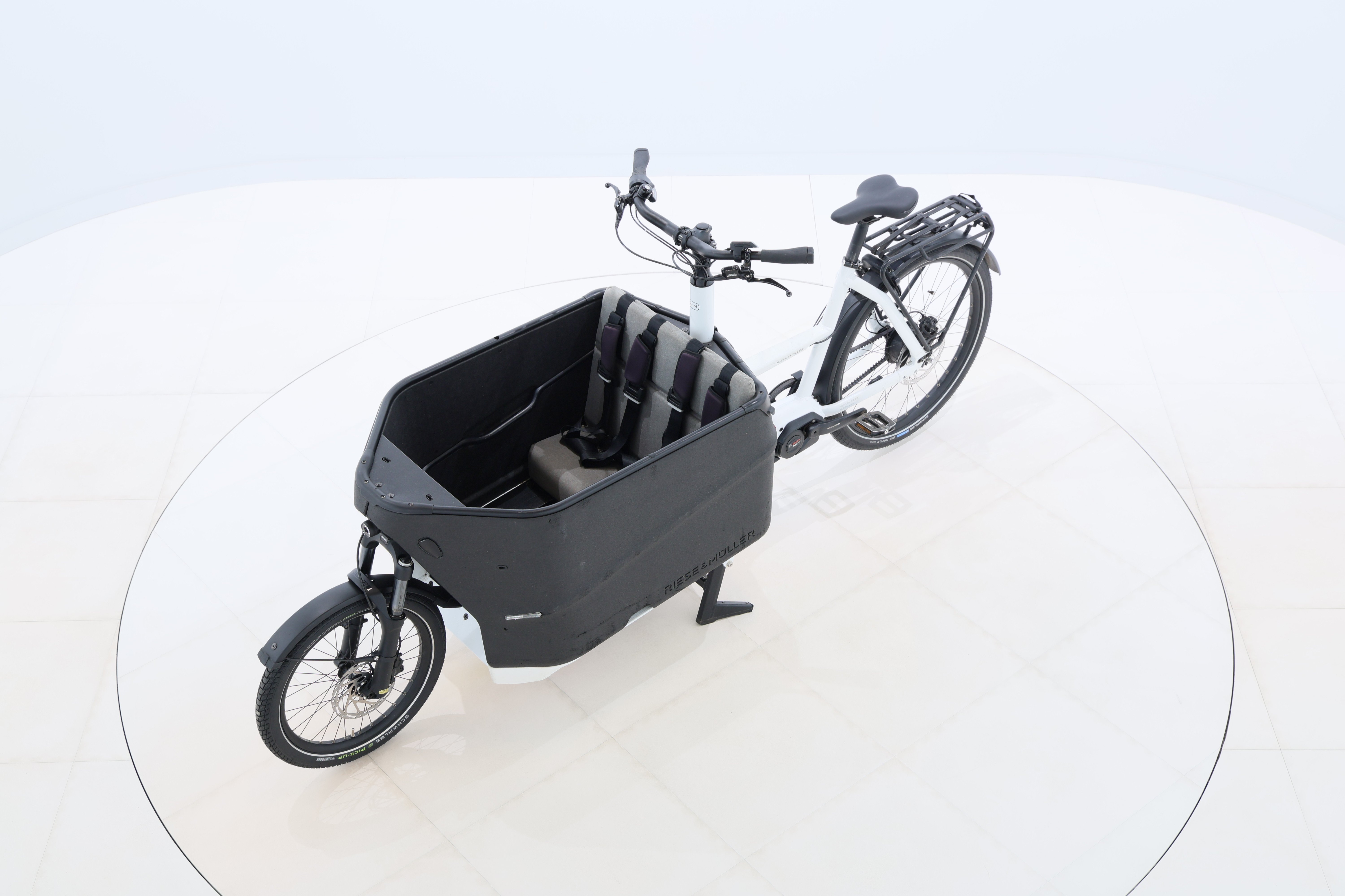 a2f5b418-a6a0-4871-adda-bc59e2fe353f