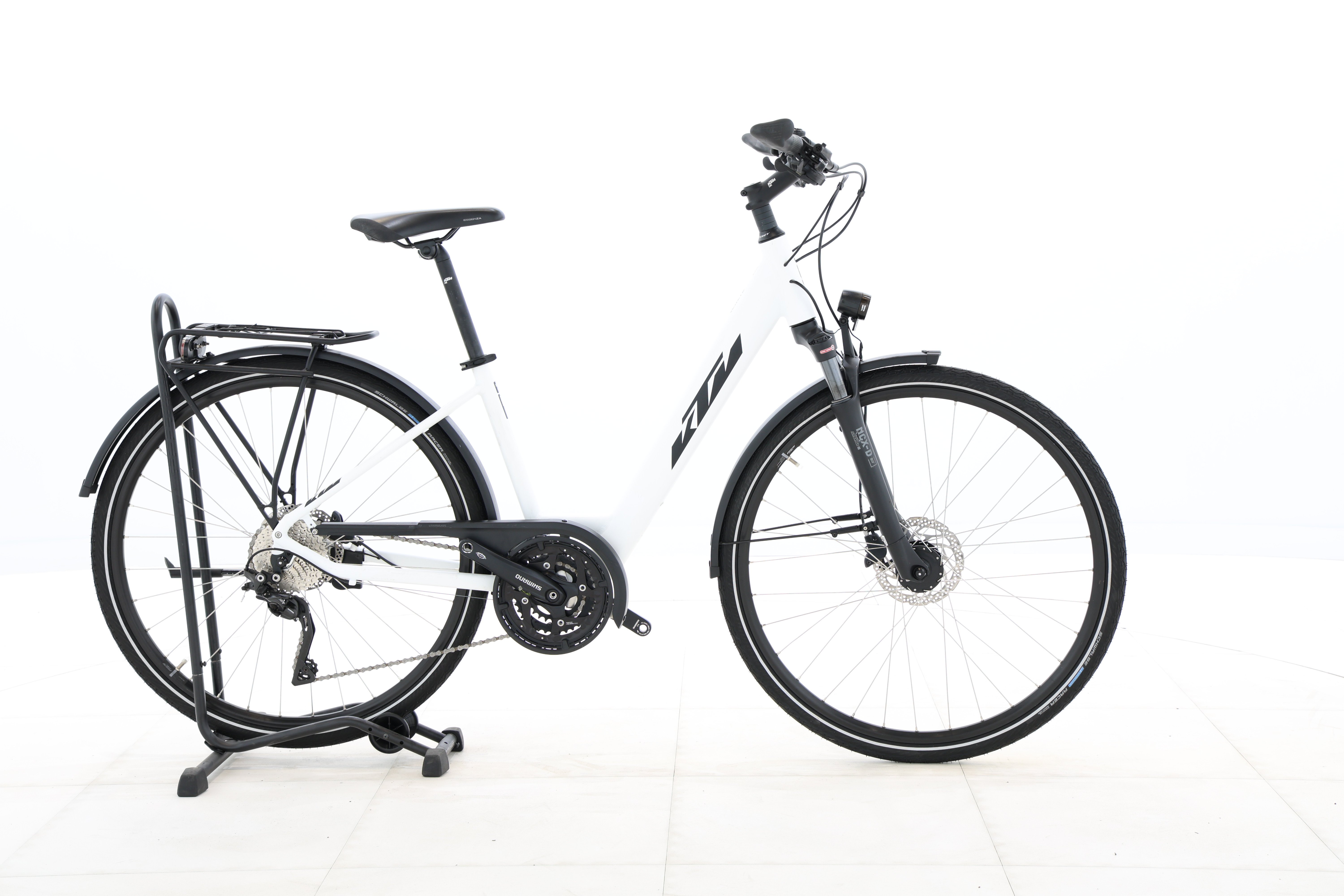 398c9a15-0038-44ba-9012-d4a108e5d1ea