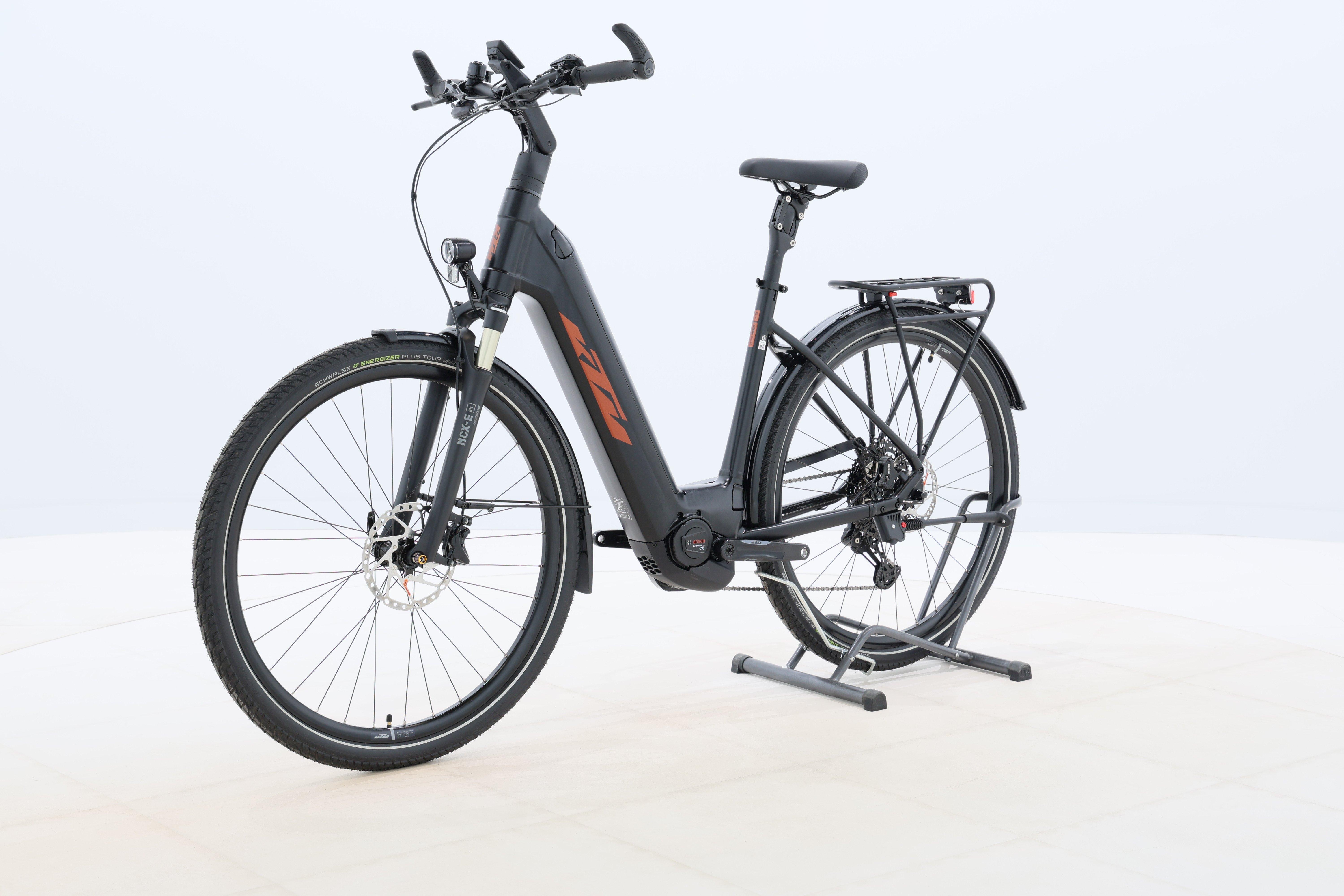 fe216e4d-e1b6-4a60-b6f8-ed06bf127fcc