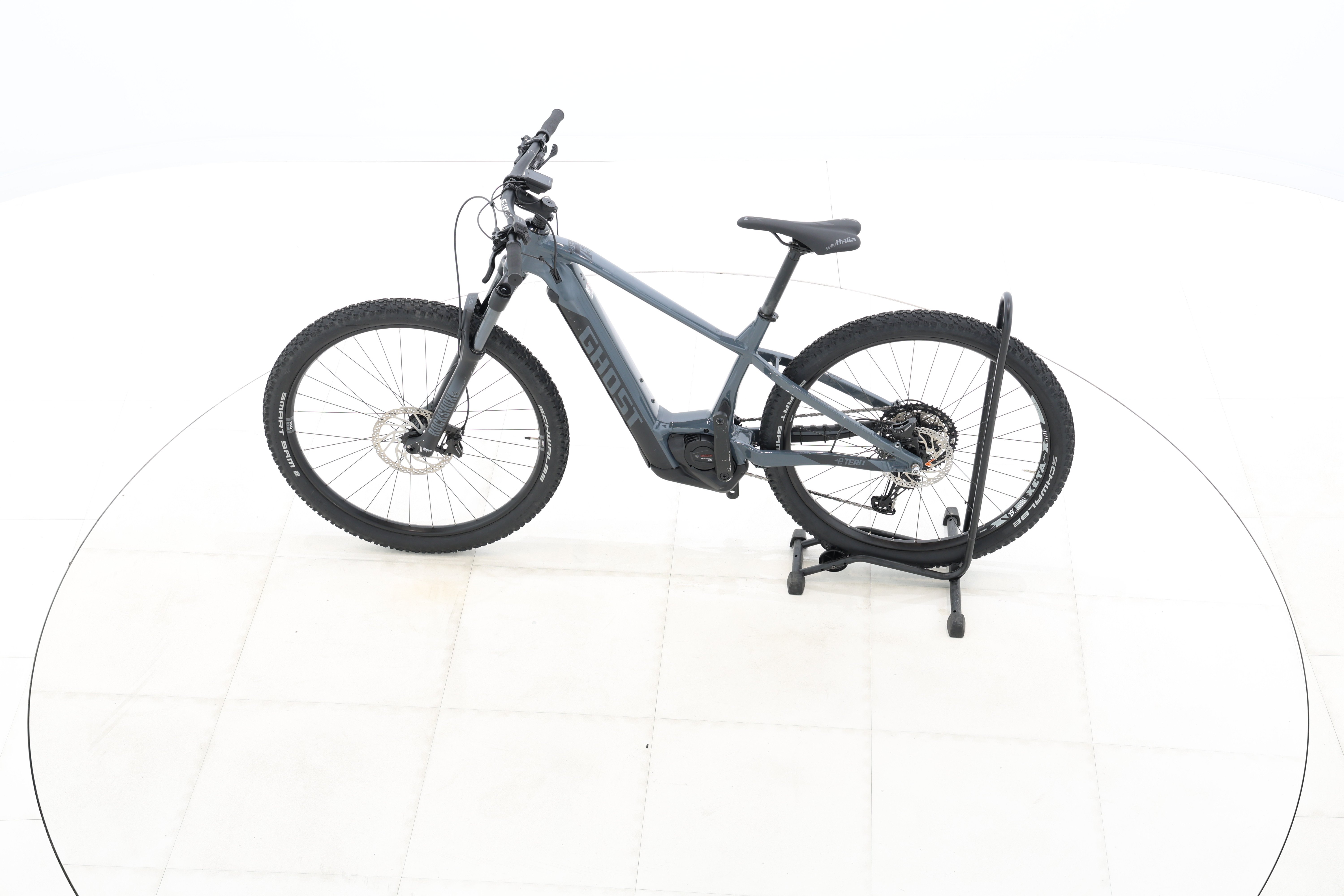 d678cfd7-7c76-42c5-8a89-6d16a9677b4a