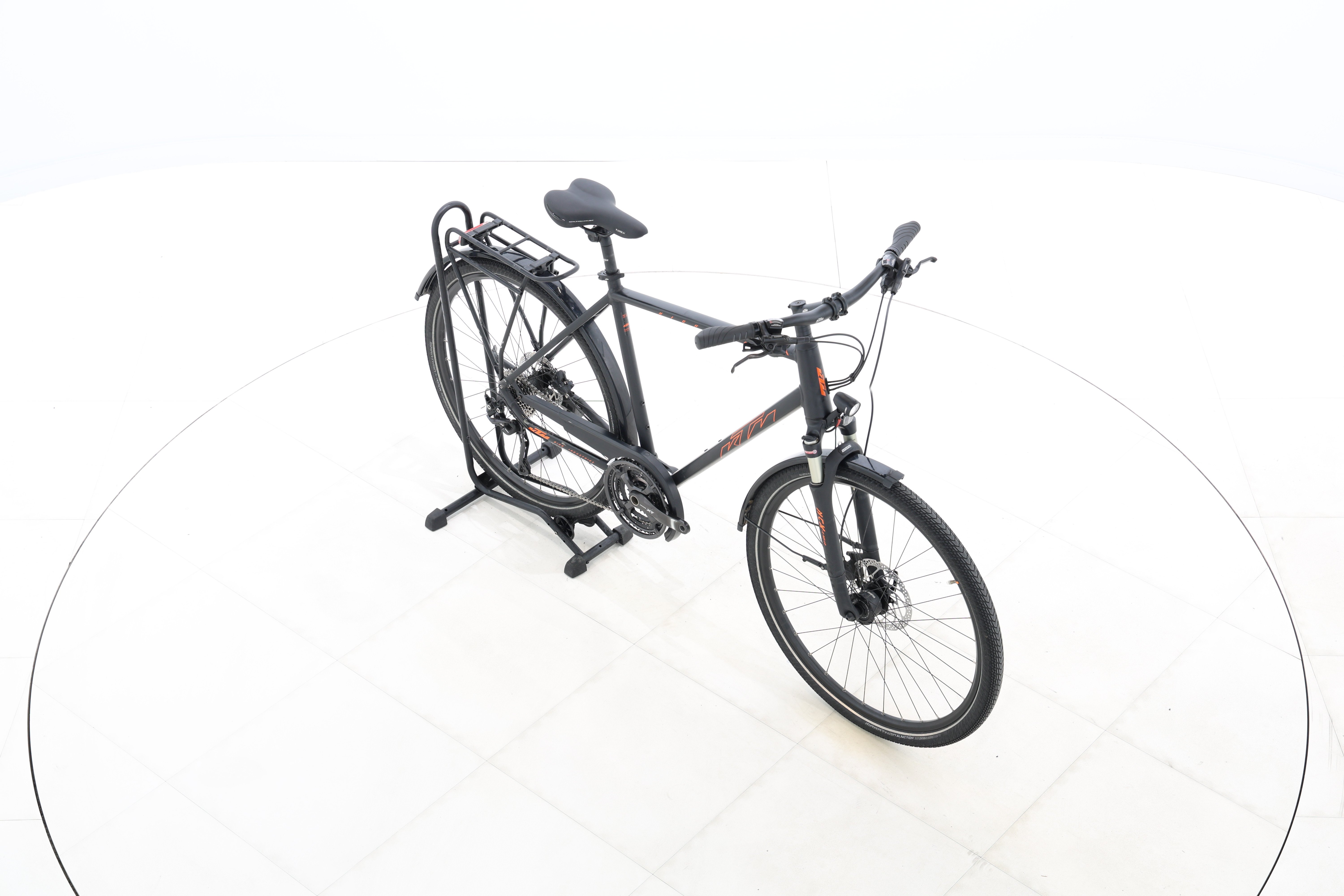 ce46765e-4e06-40b5-92e3-5b6739bfa411