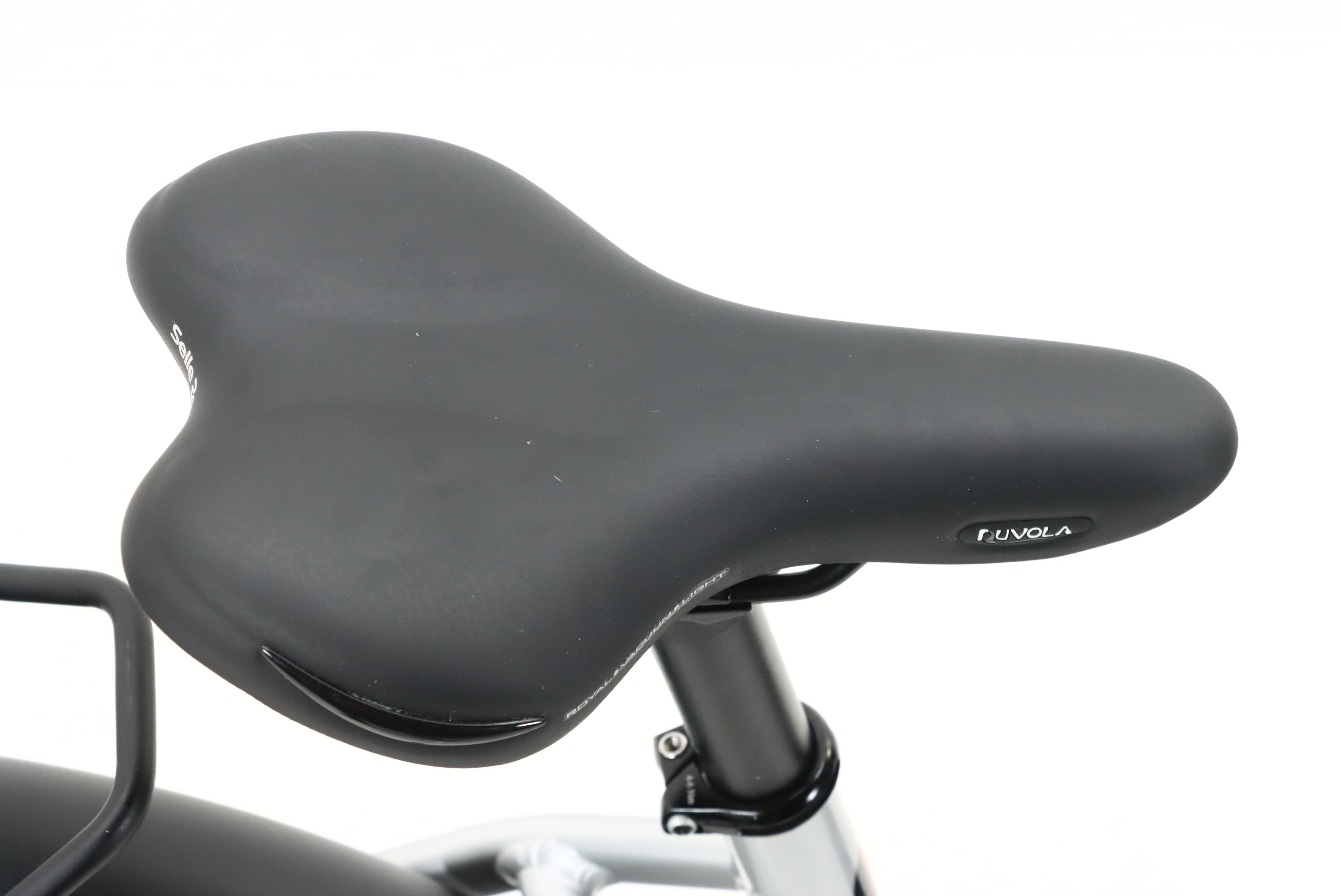 b7769052-73b6-4b22-acc2-194adaee2b6b