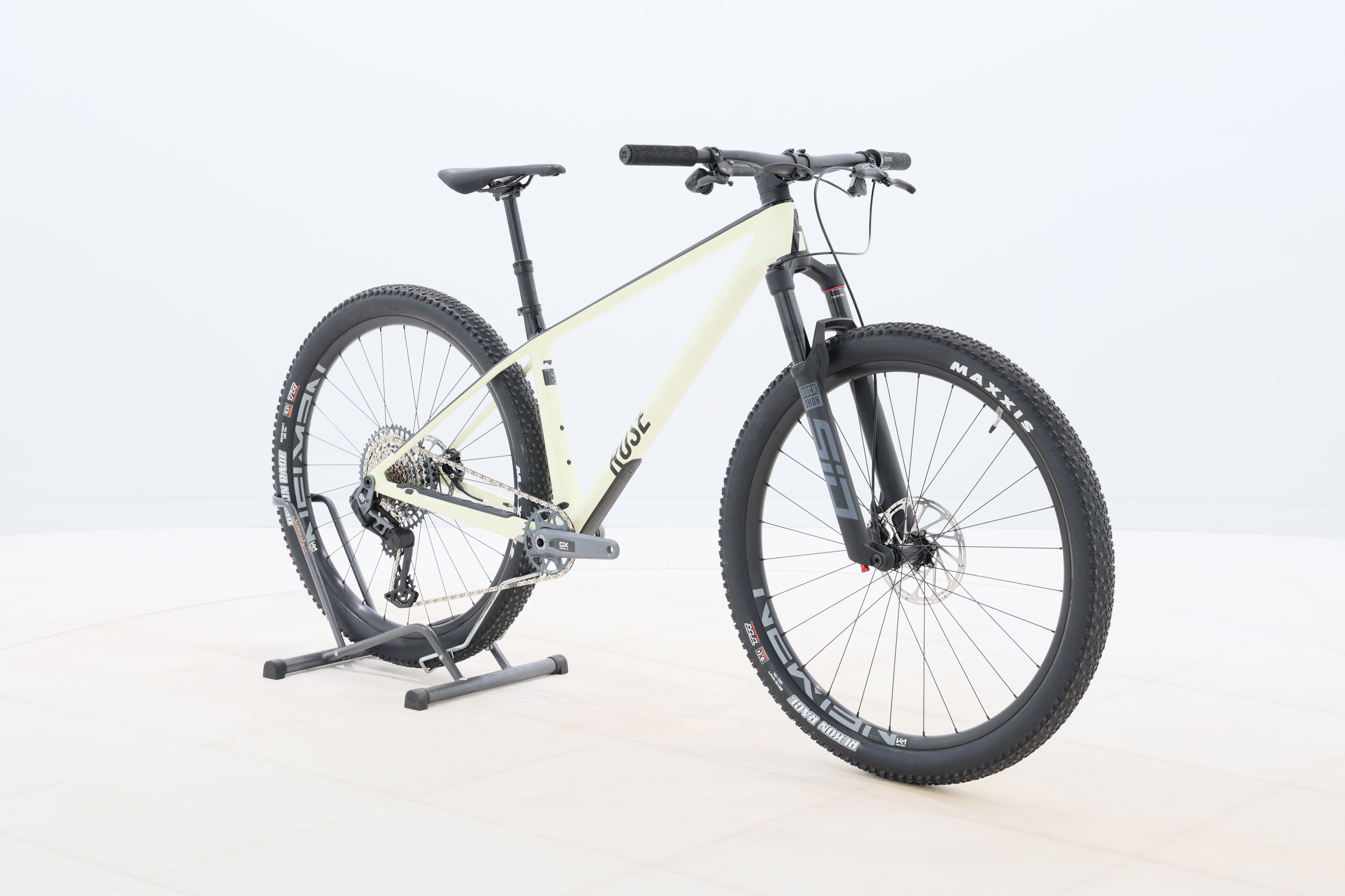 d773fc23-9e87-4ee2-8c2e-f453ee59c3d4