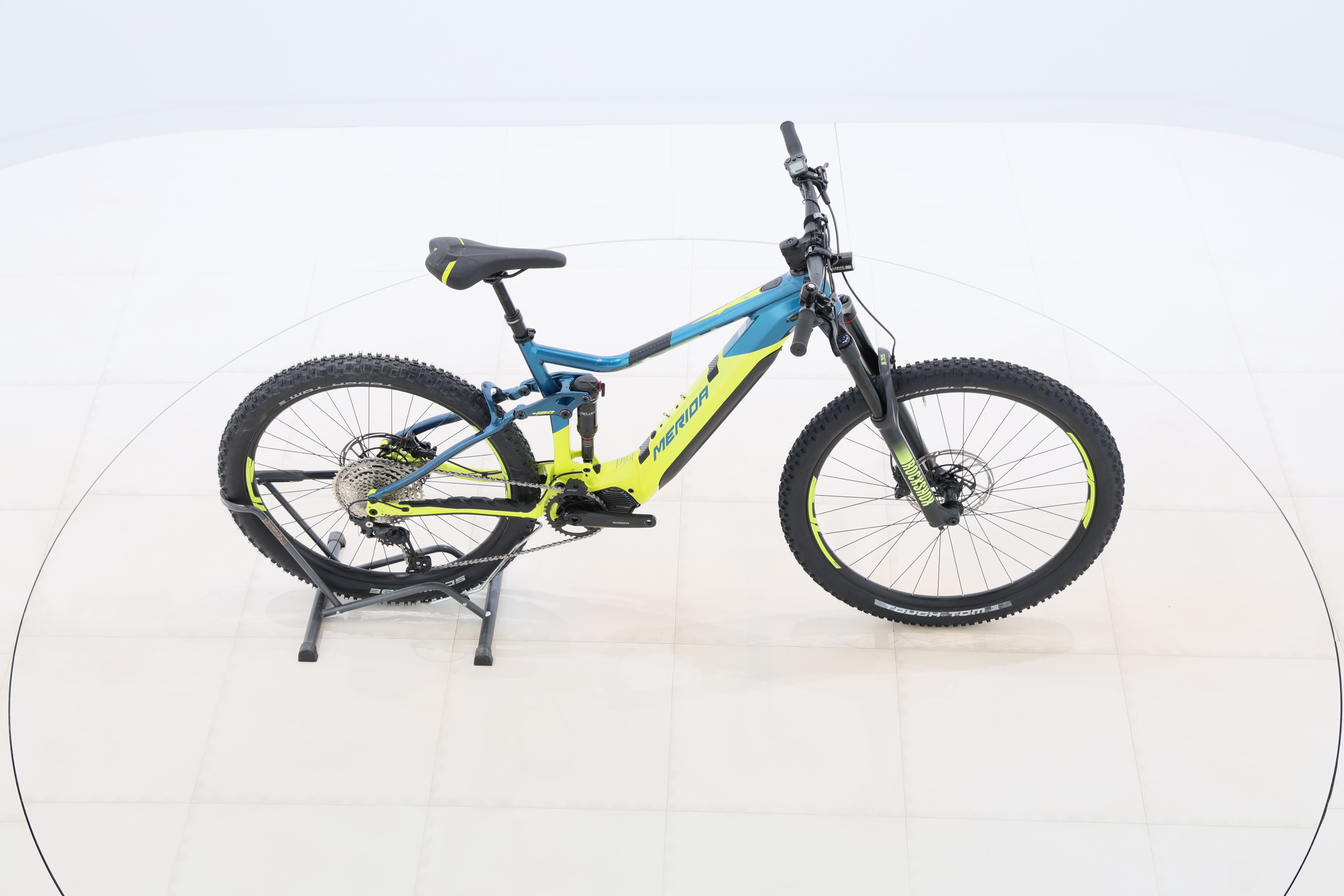 3e3d09f4-383f-4bf6-8579-15506d7aa478