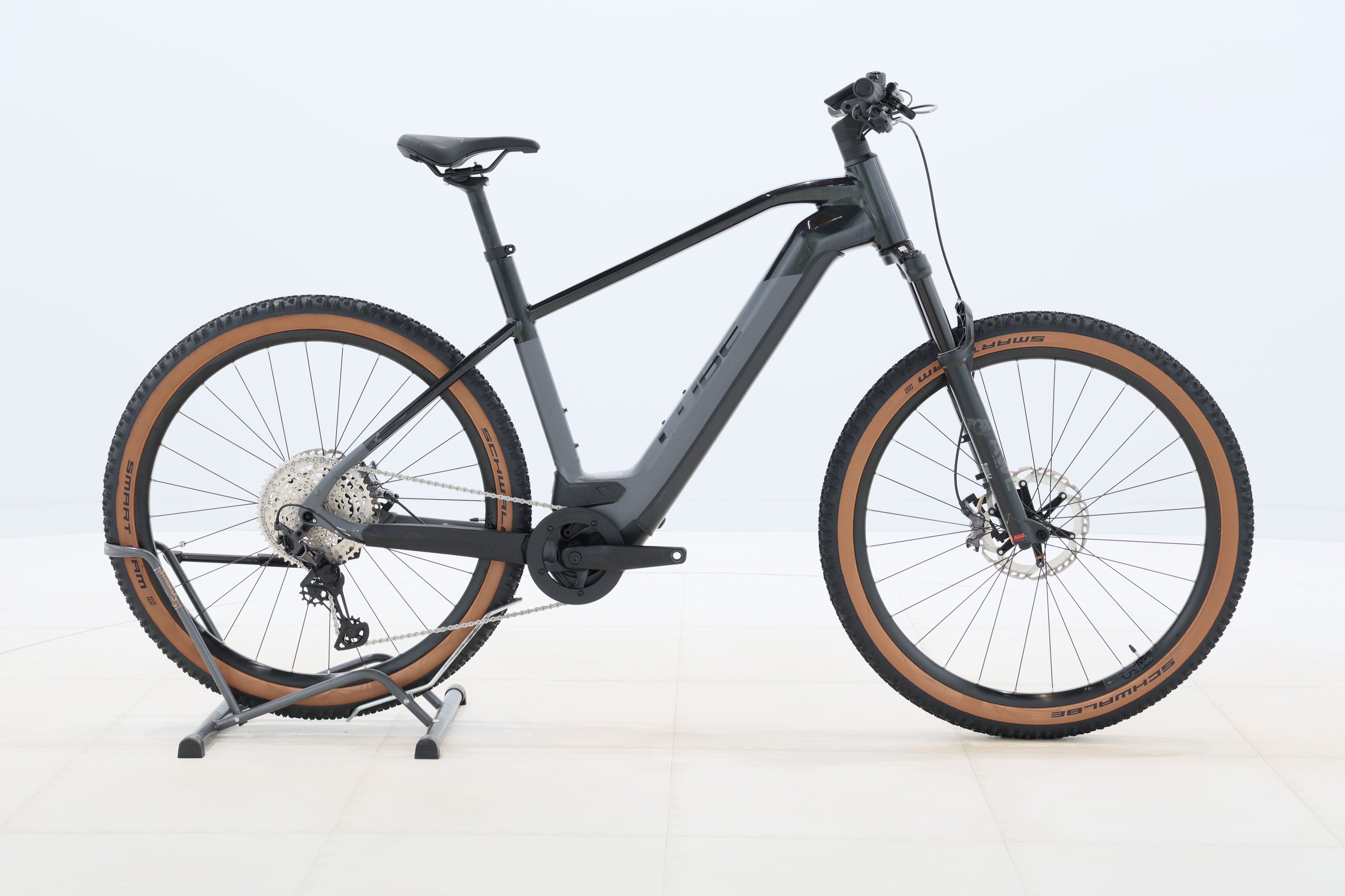 cfa8b958-8a82-4e6d-ac42-01c4eebf90a2