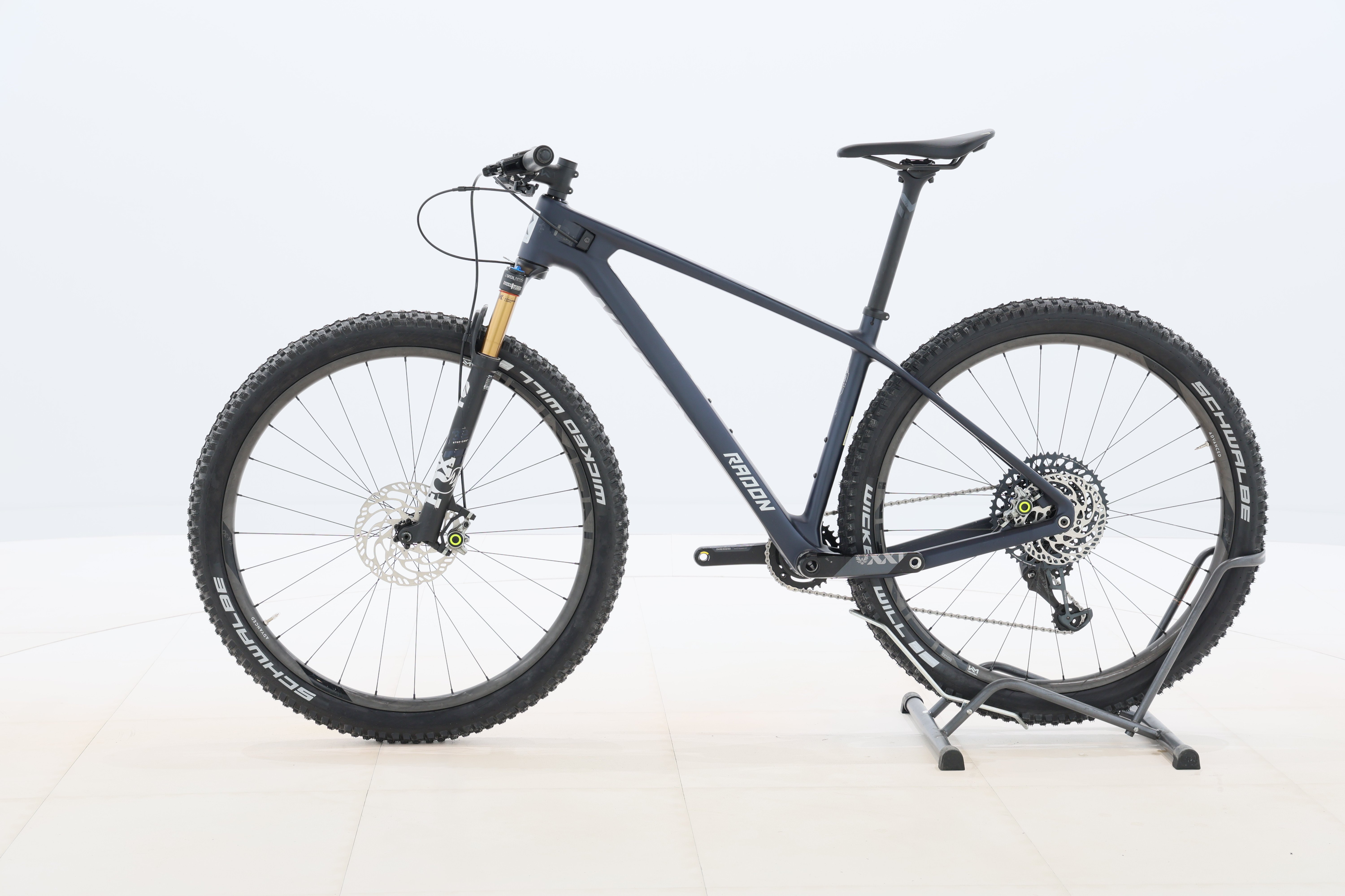 da5fb605-fe5c-4c55-8cc9-e9121347fc9f