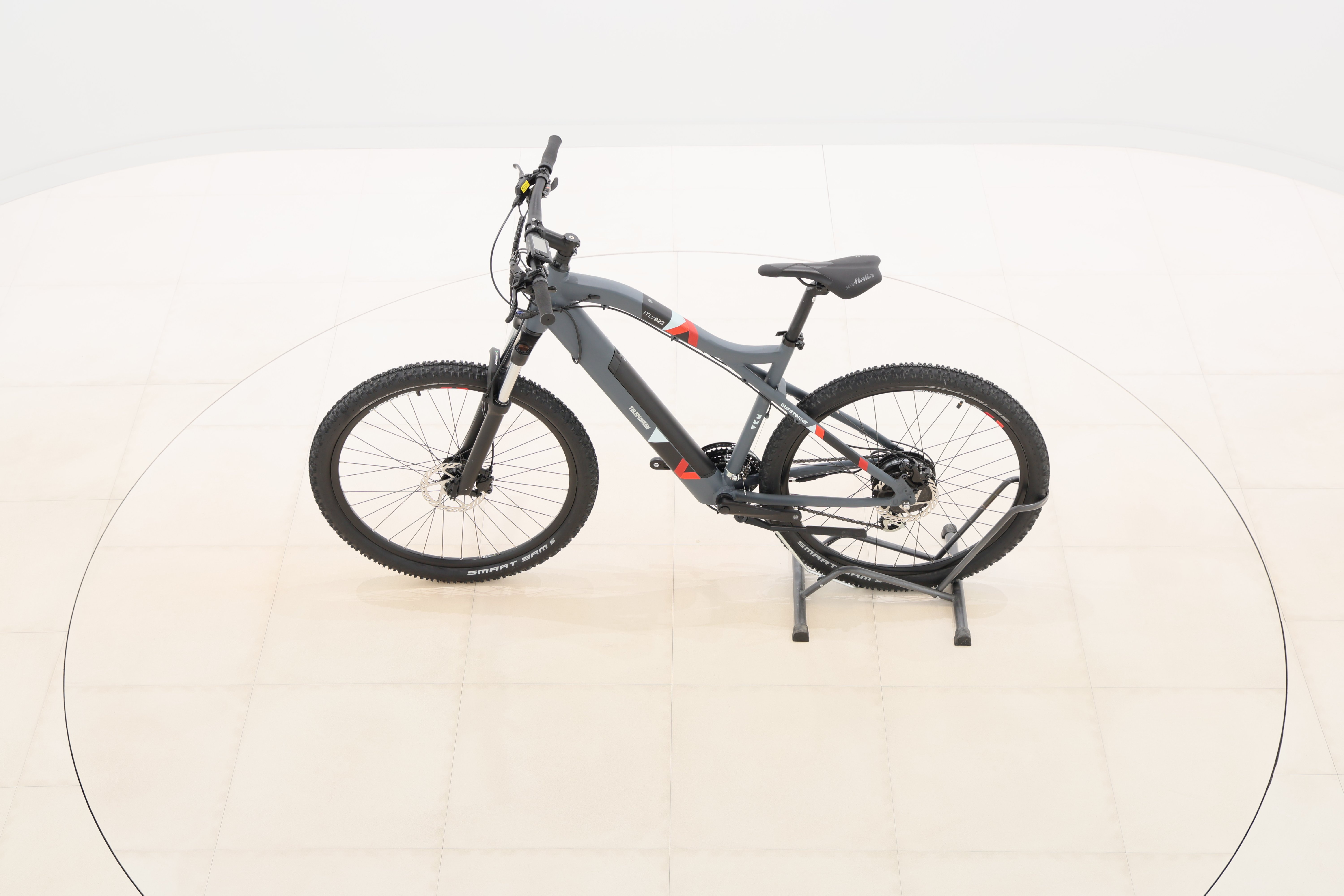 f22492e3-2141-4b25-bab9-0eeff1f3028c