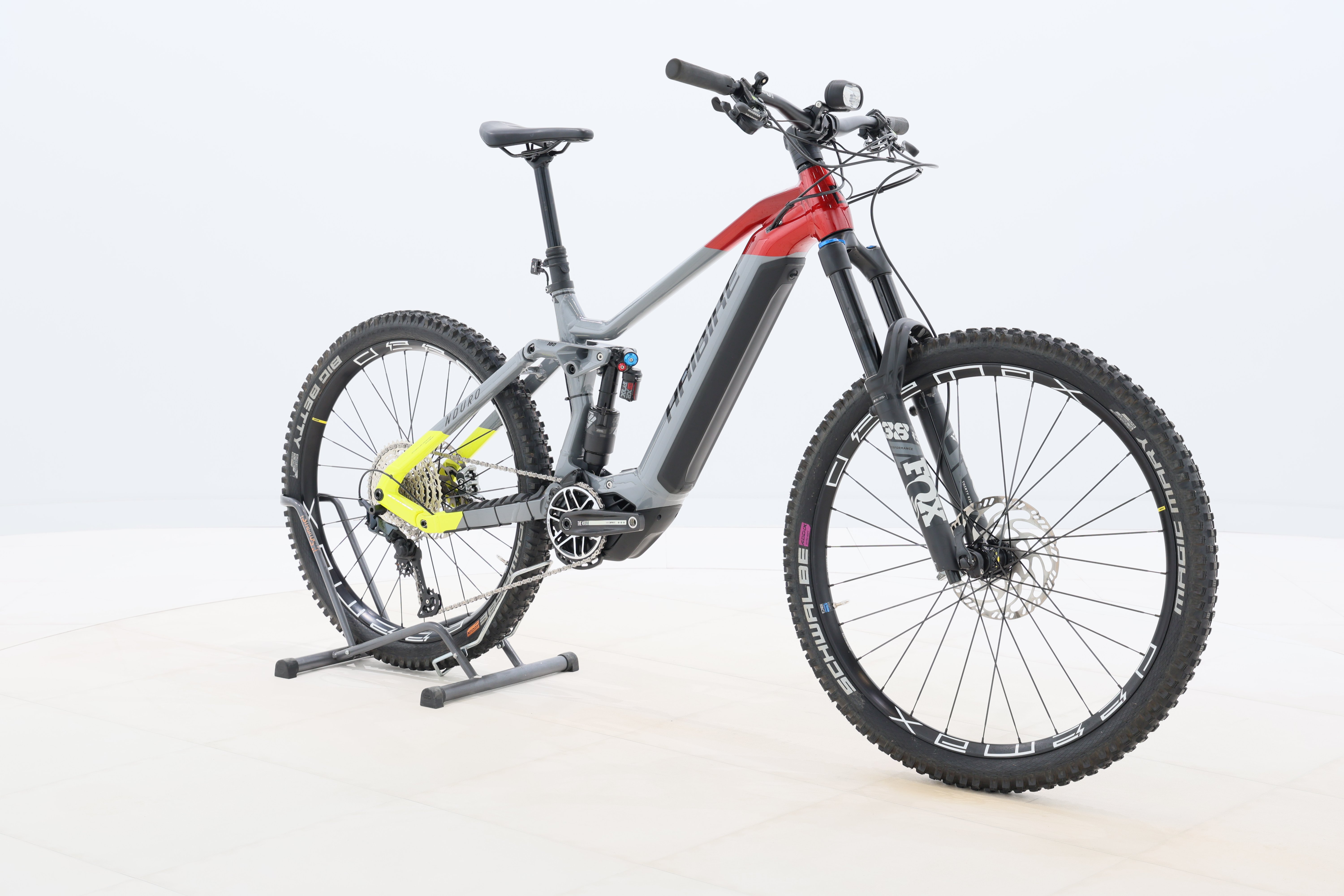 1913b9af-06f5-40b5-a795-e6559bc2187d