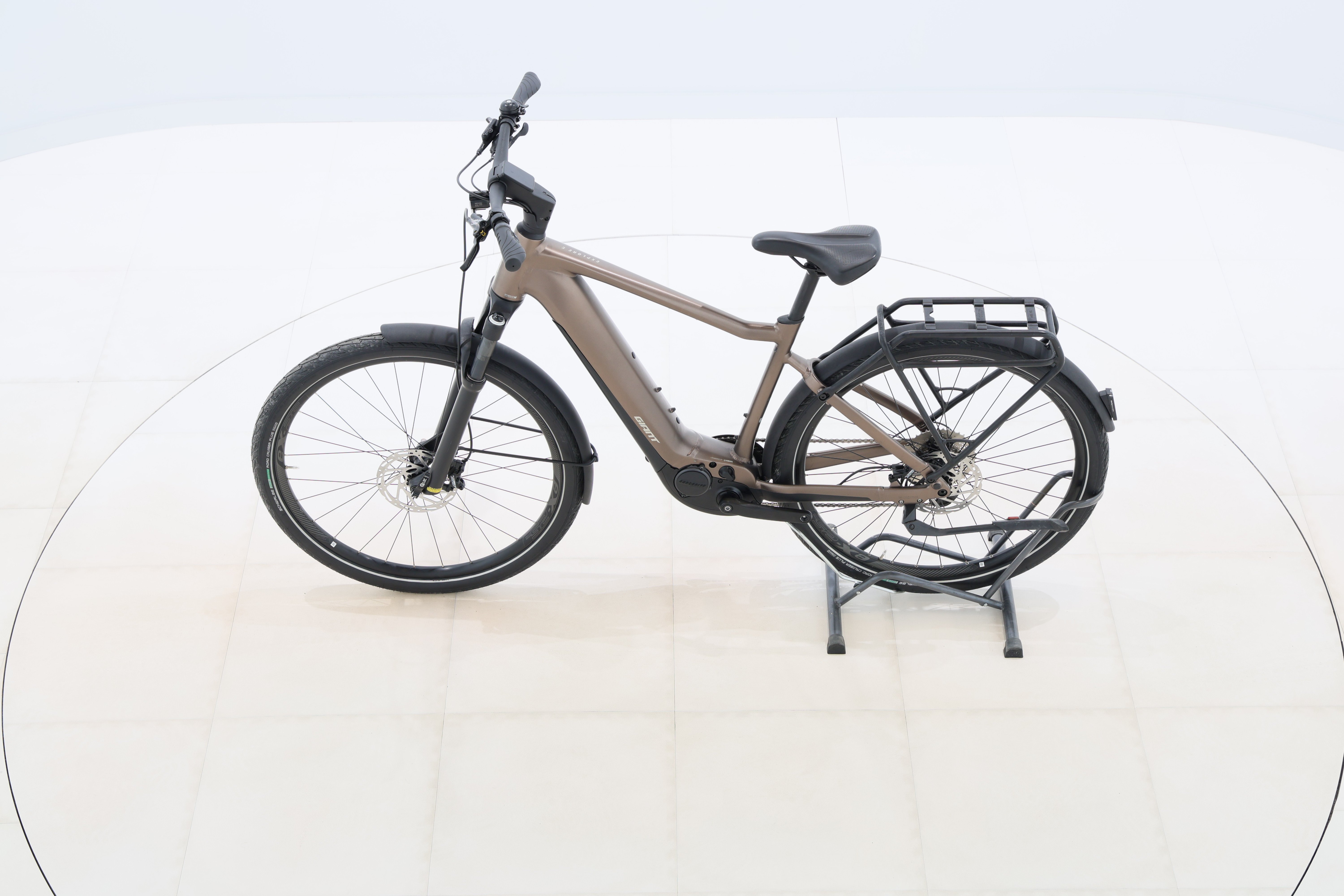 f8d18bdb-0331-4cd2-9c63-46391a56e816