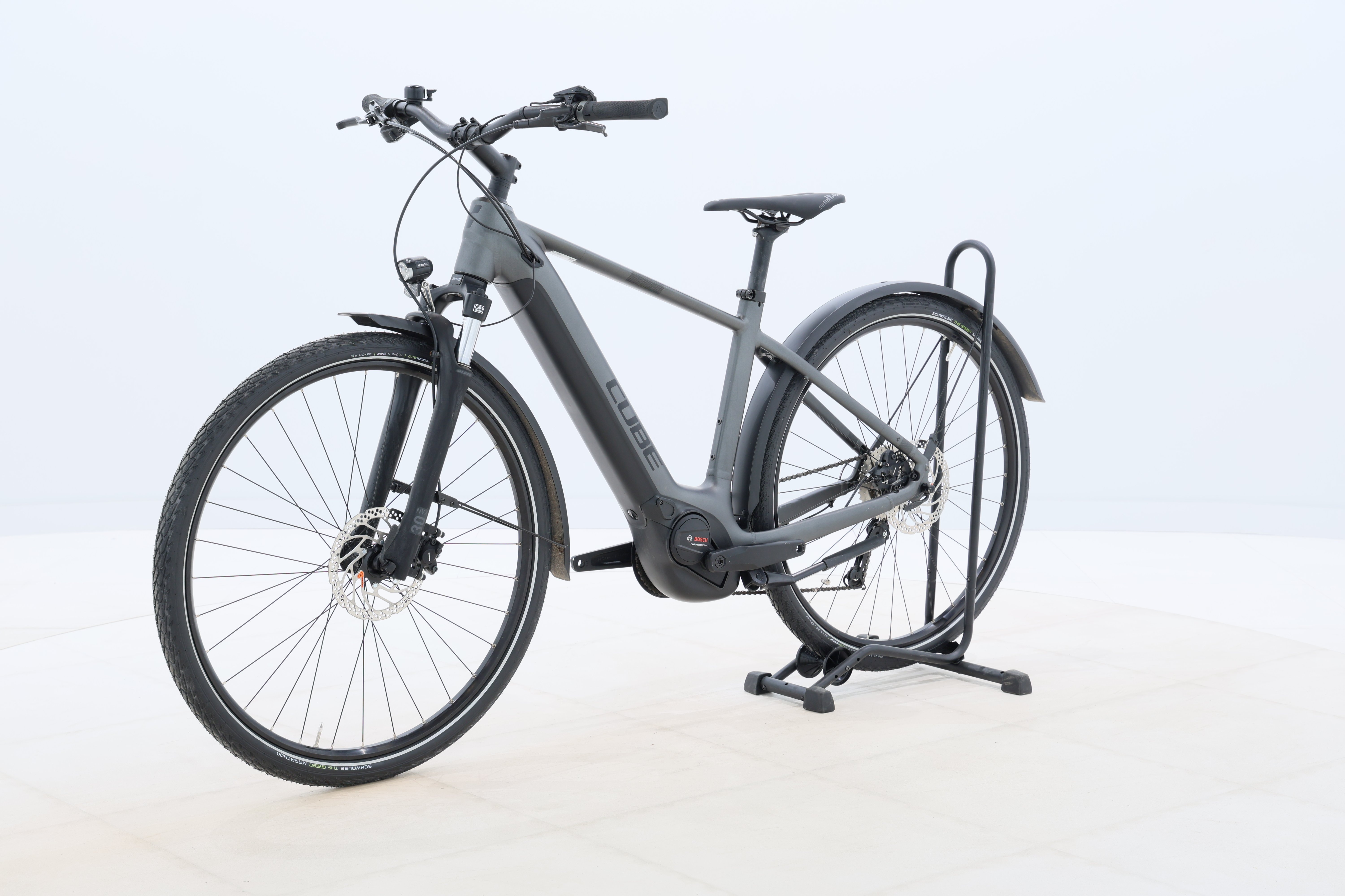 2427b96b-9181-43fd-a715-04b2c3e4288e