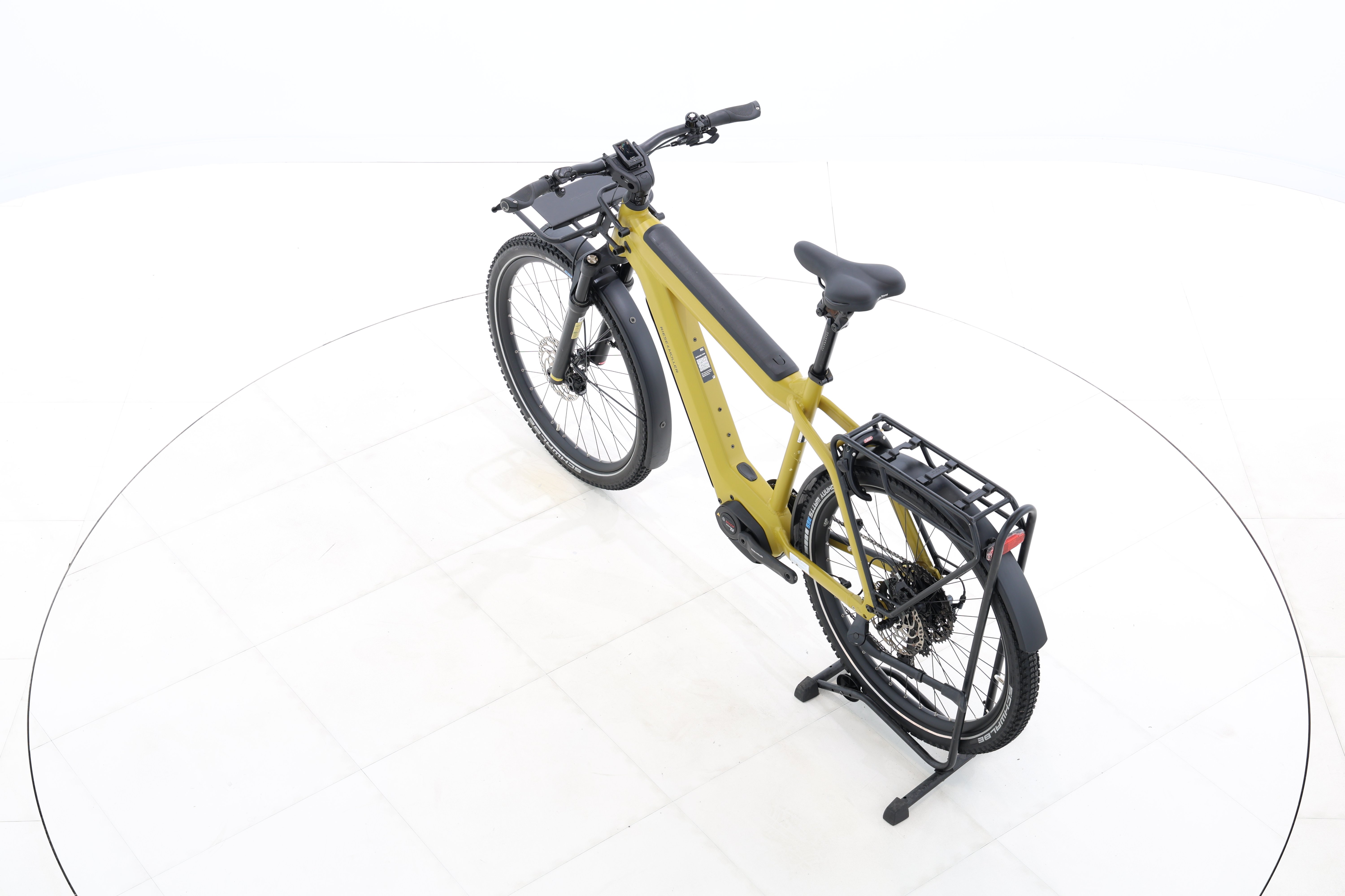 9714fe18-887d-4a97-bdc3-cd21e911104f