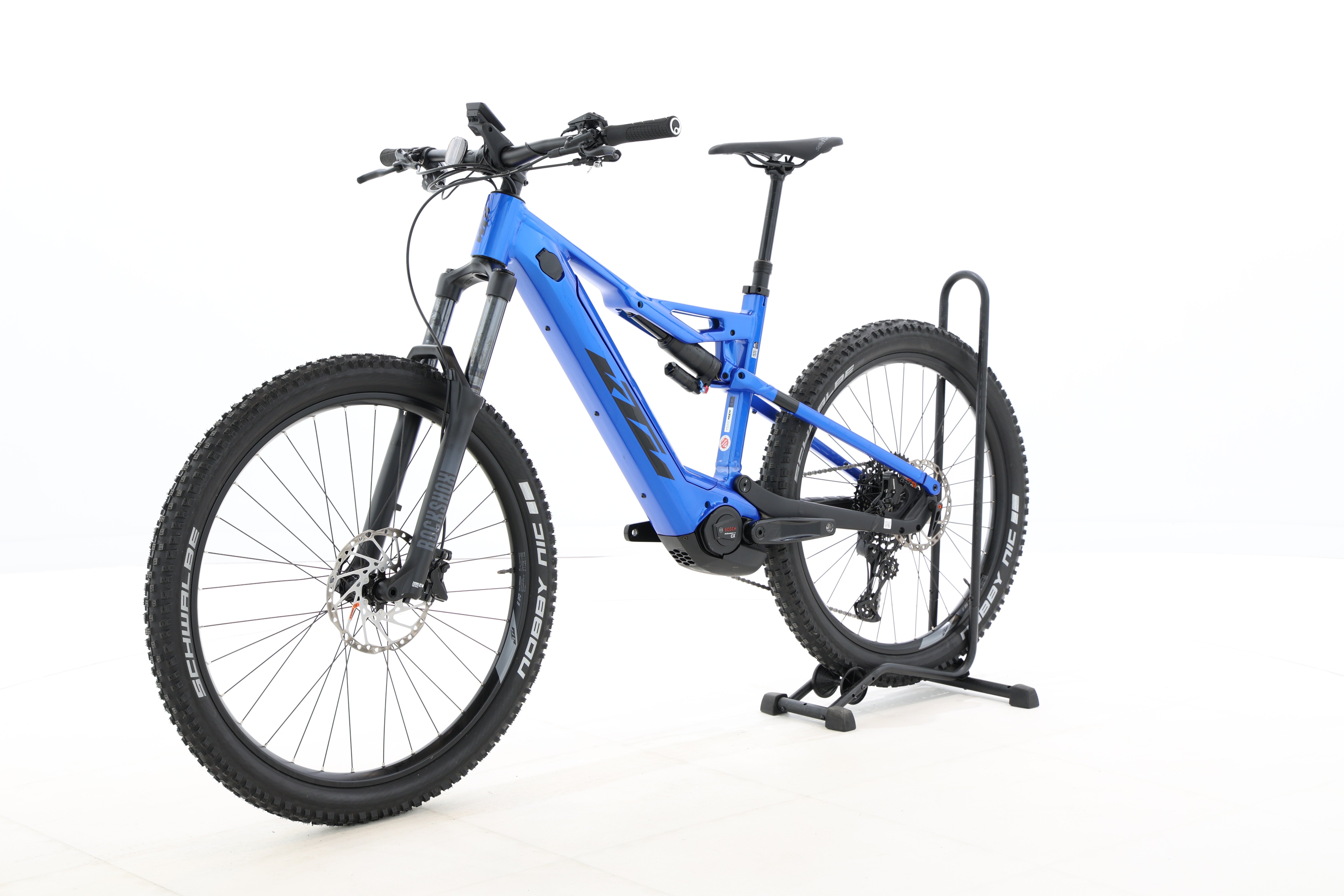 b053546d-3593-41c1-8867-7421c5f71513