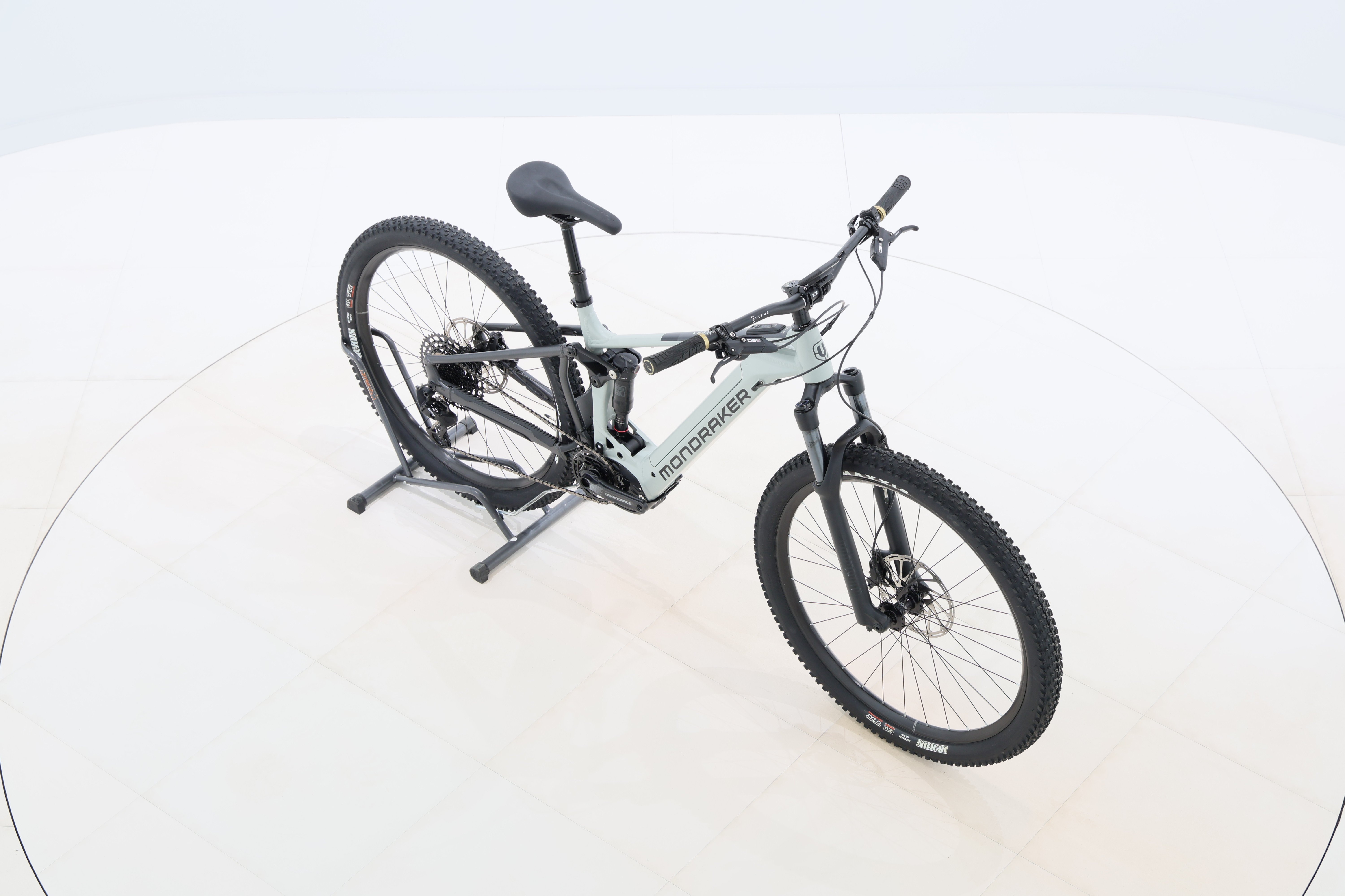 77fb822c-b775-4dc5-97a5-419e14055357