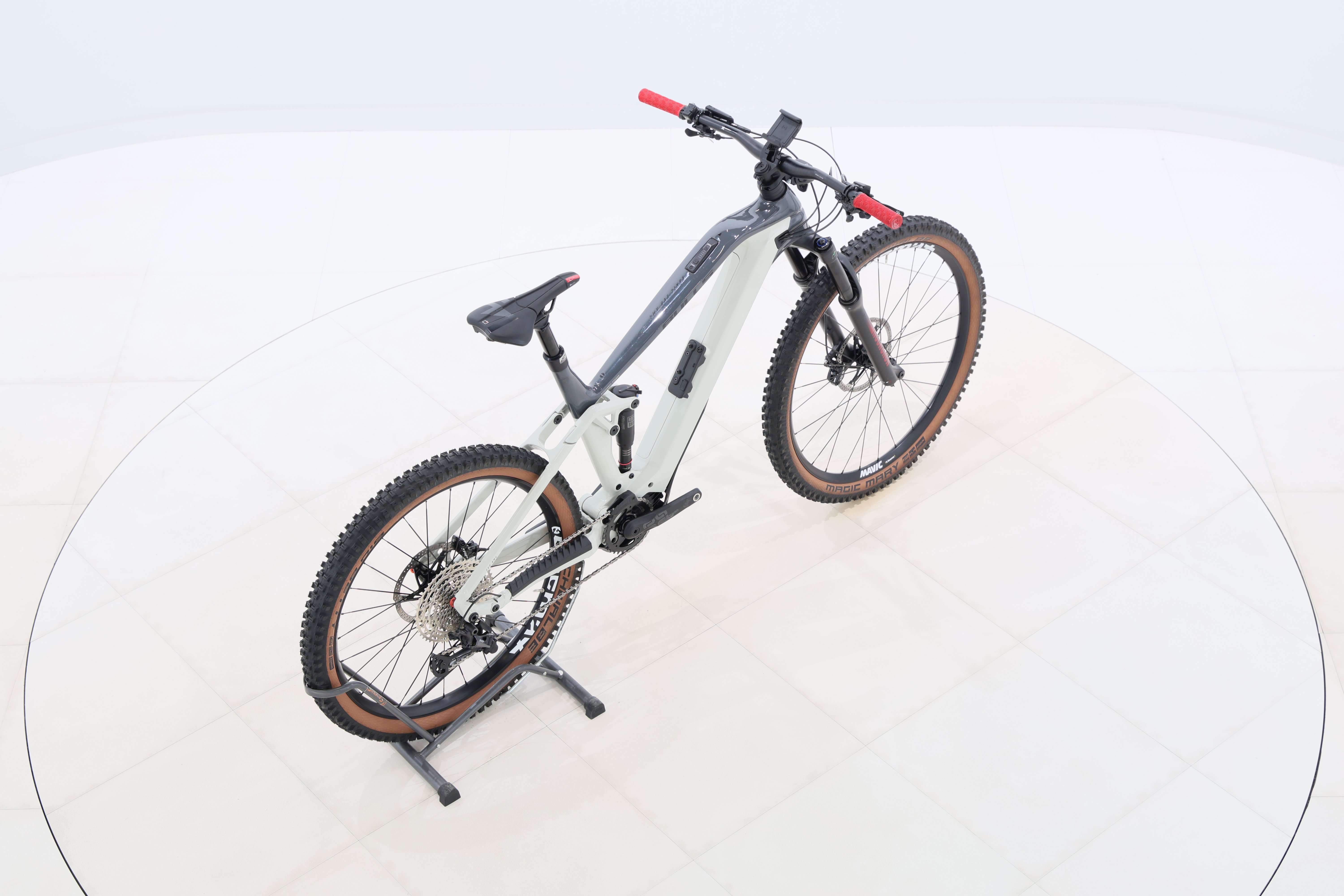 476cb597-65b7-4930-96c7-47297b9ef307