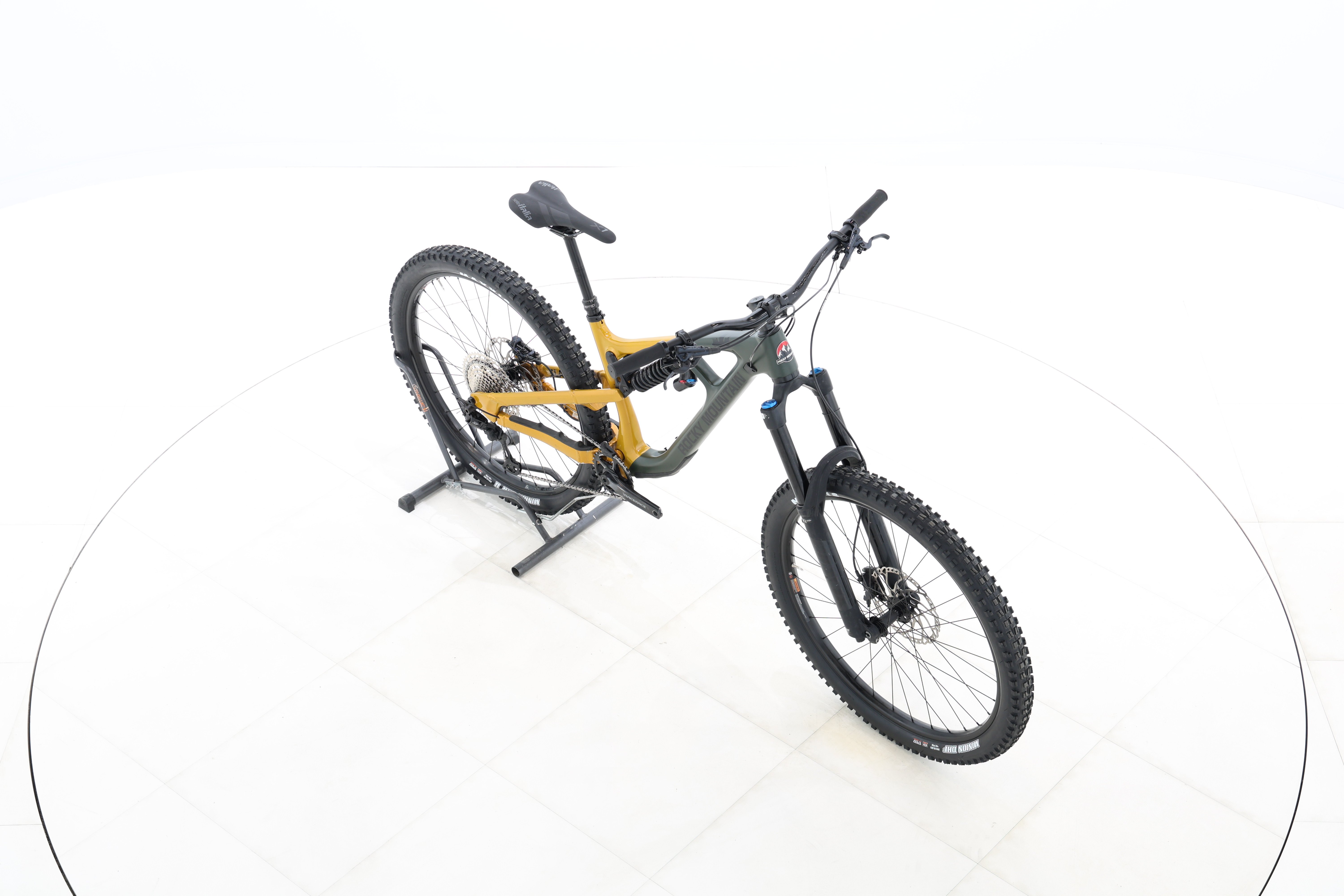 7ef85bbc-0f64-44ec-800d-b5c616dbbb0a