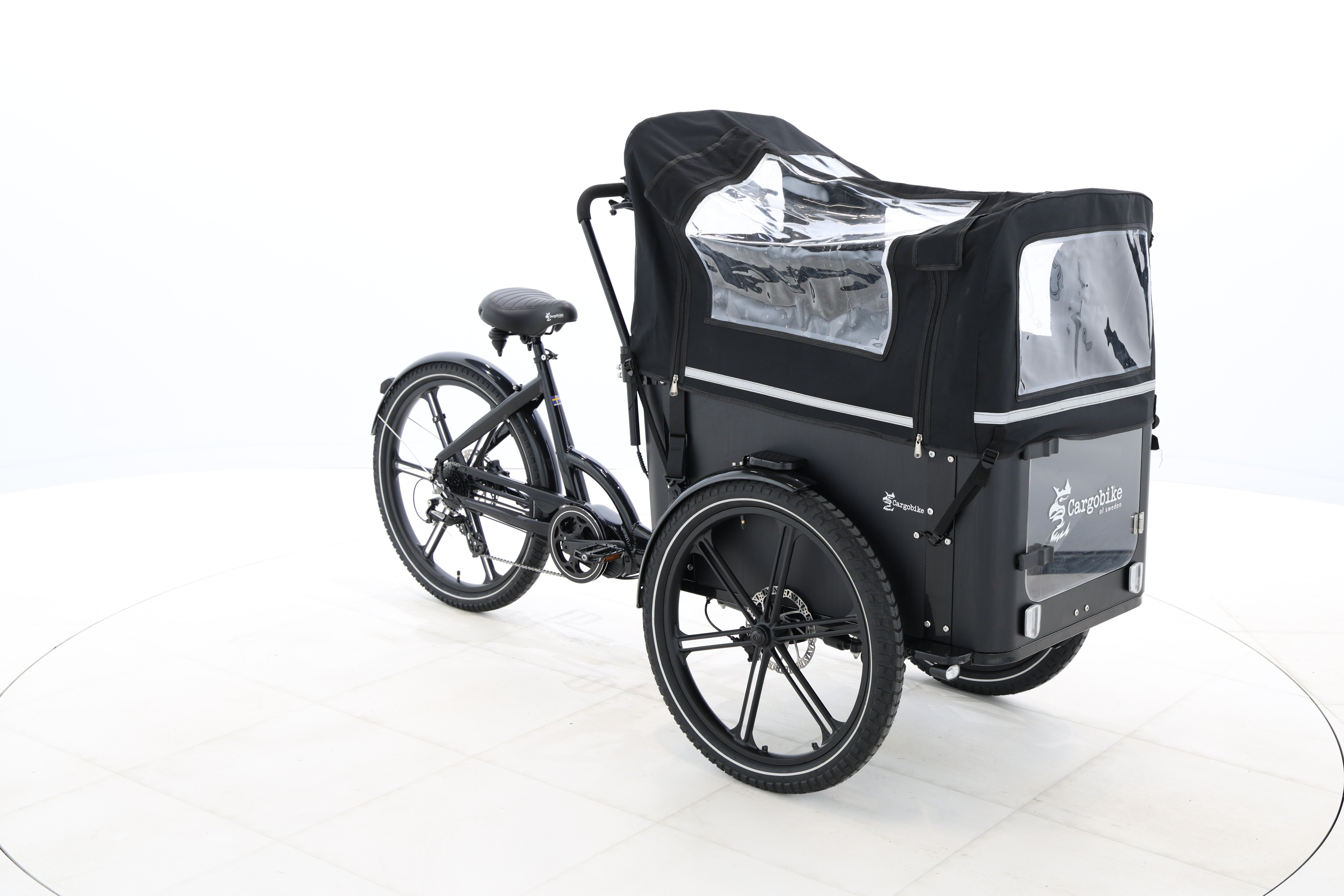 8c53ff02-2efe-4e28-8549-407862ab2758