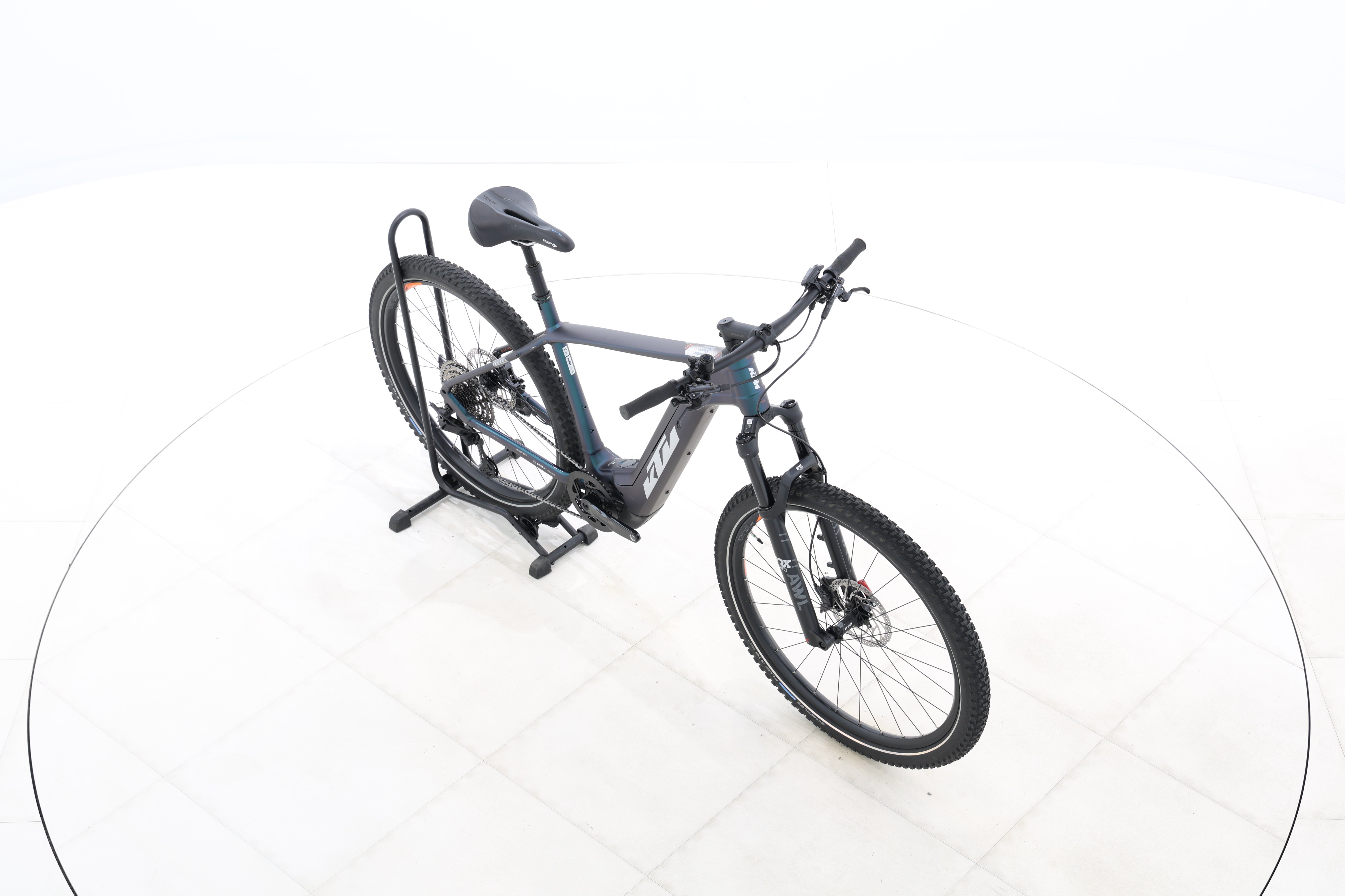 e4f17563-4c4f-4a02-96d1-4eef2f05a2f5