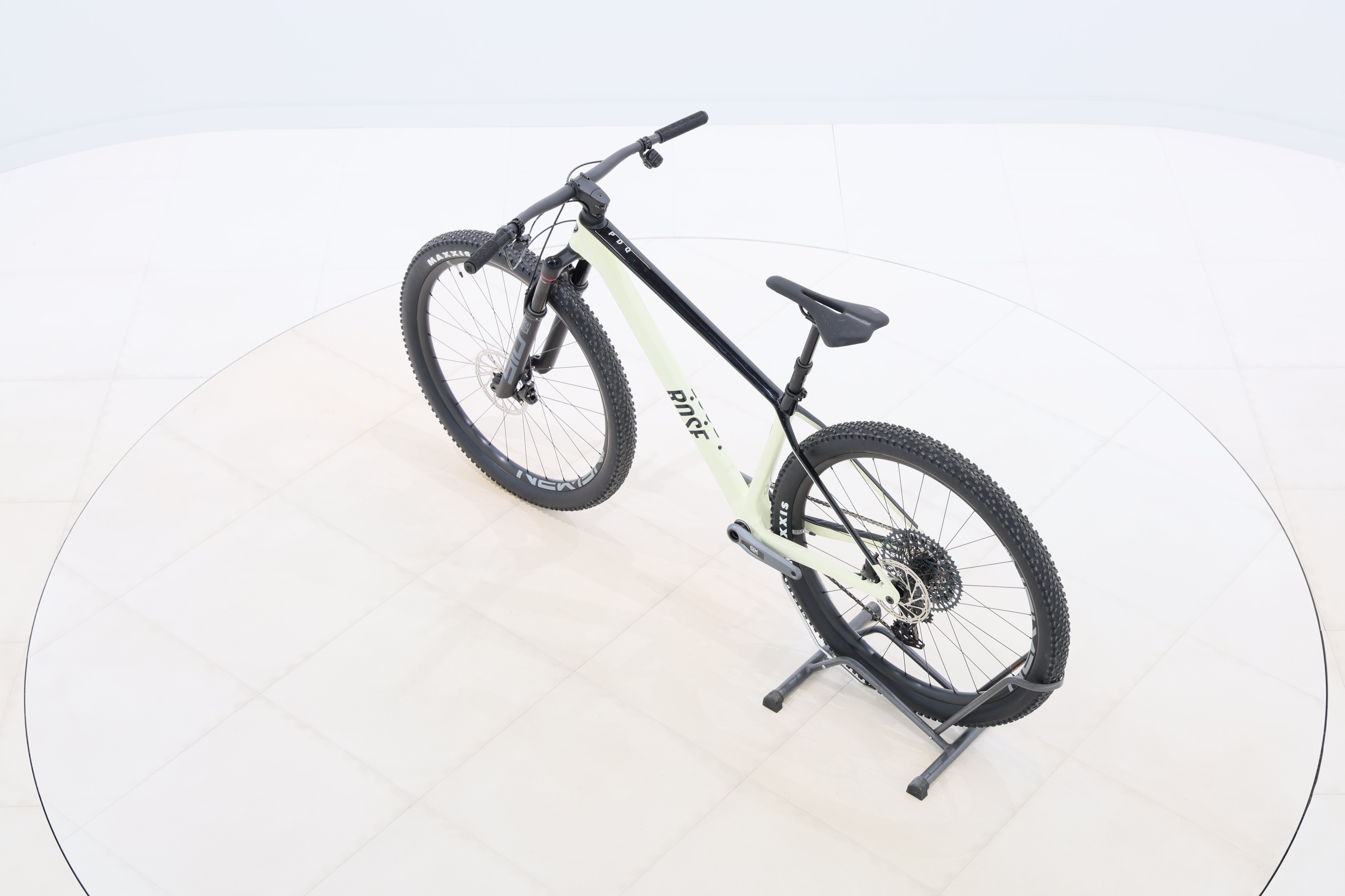 d773fc23-9e87-4ee2-8c2e-f453ee59c3d4