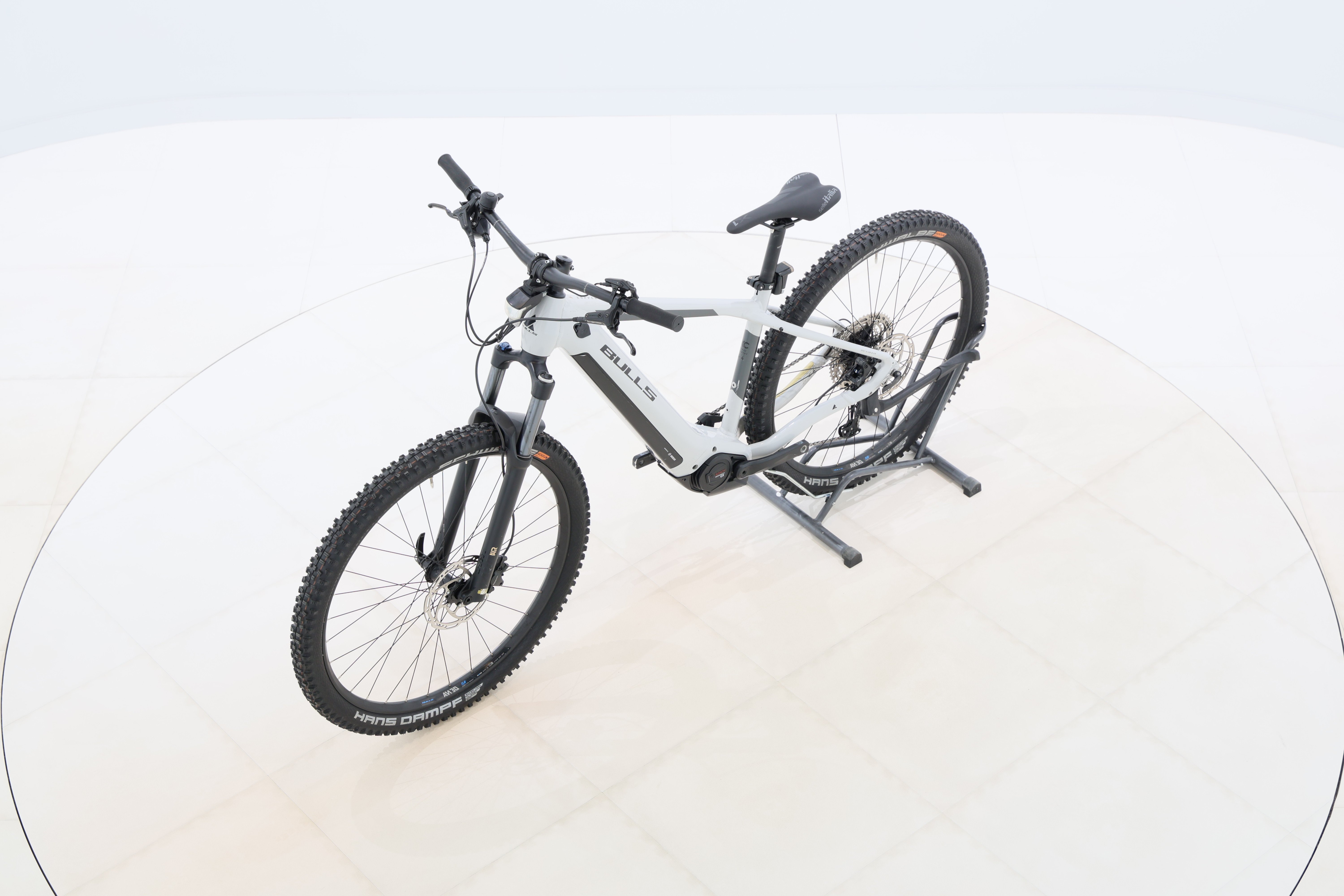 90d1b7ee-3e25-412e-b2f8-00b647ad9348