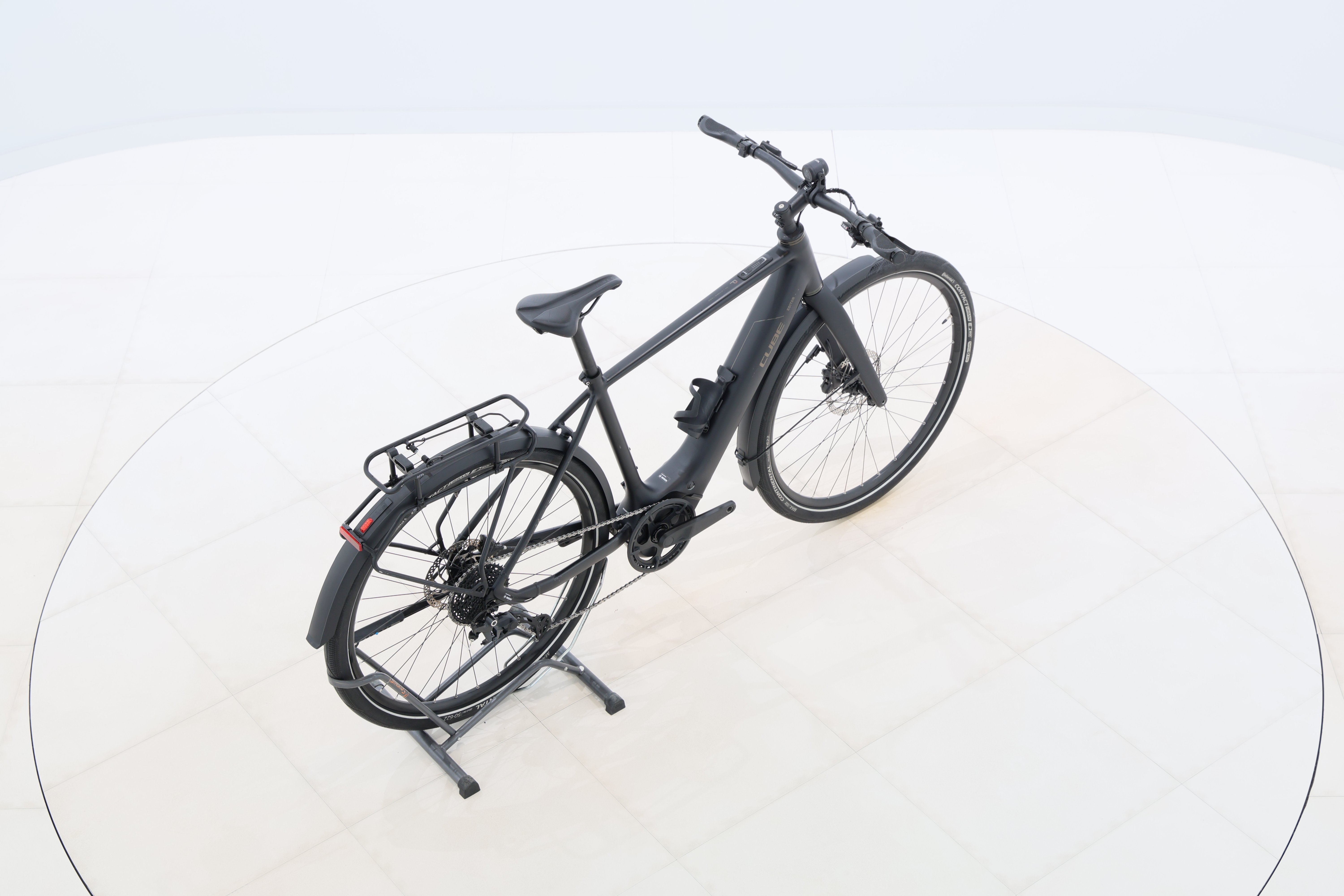 cf73a133-b804-49b5-bdf7-0bf2c9711771