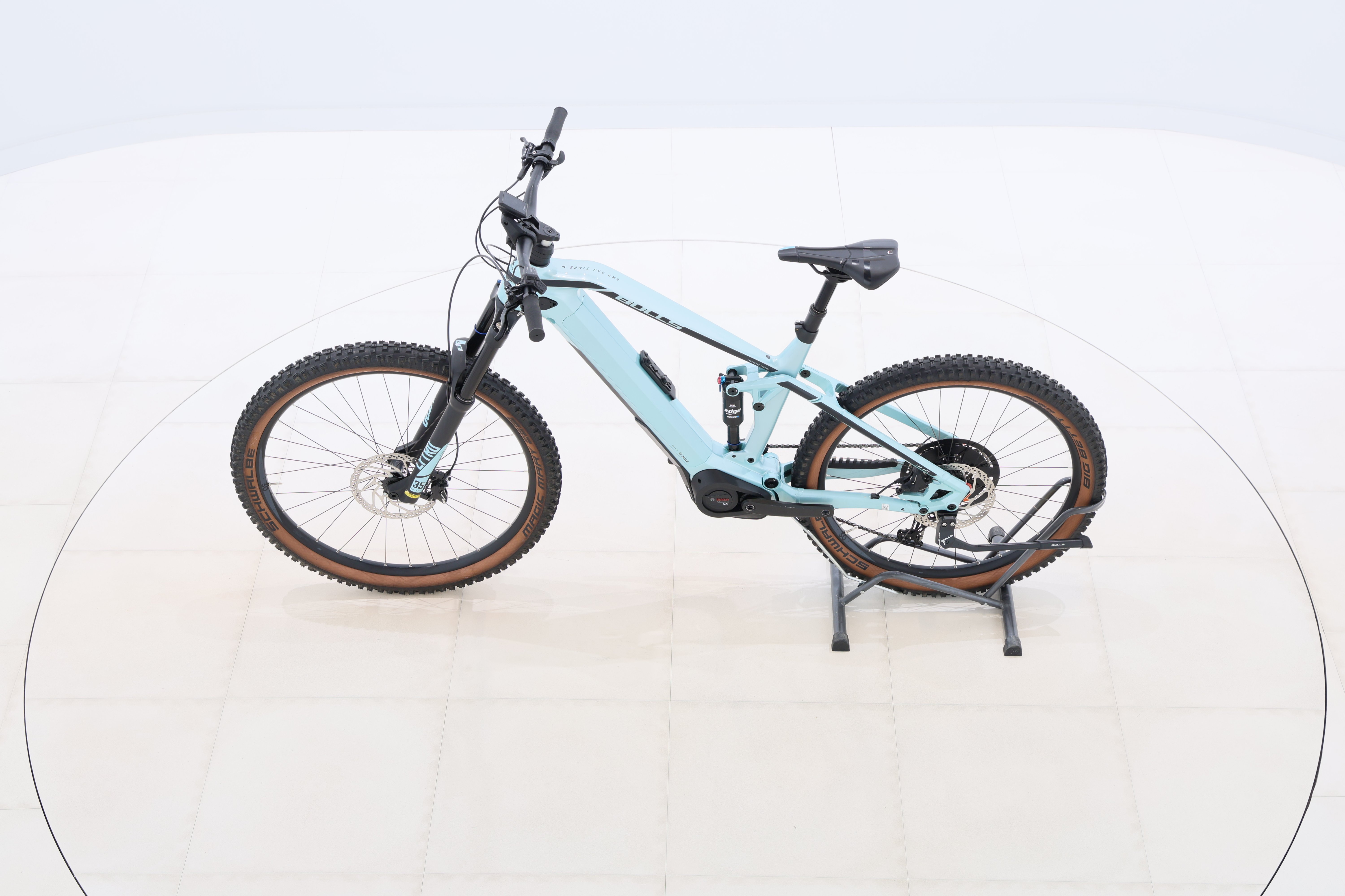 b8d84dd8-3ff6-4b4e-be30-2bf5e9431d2e