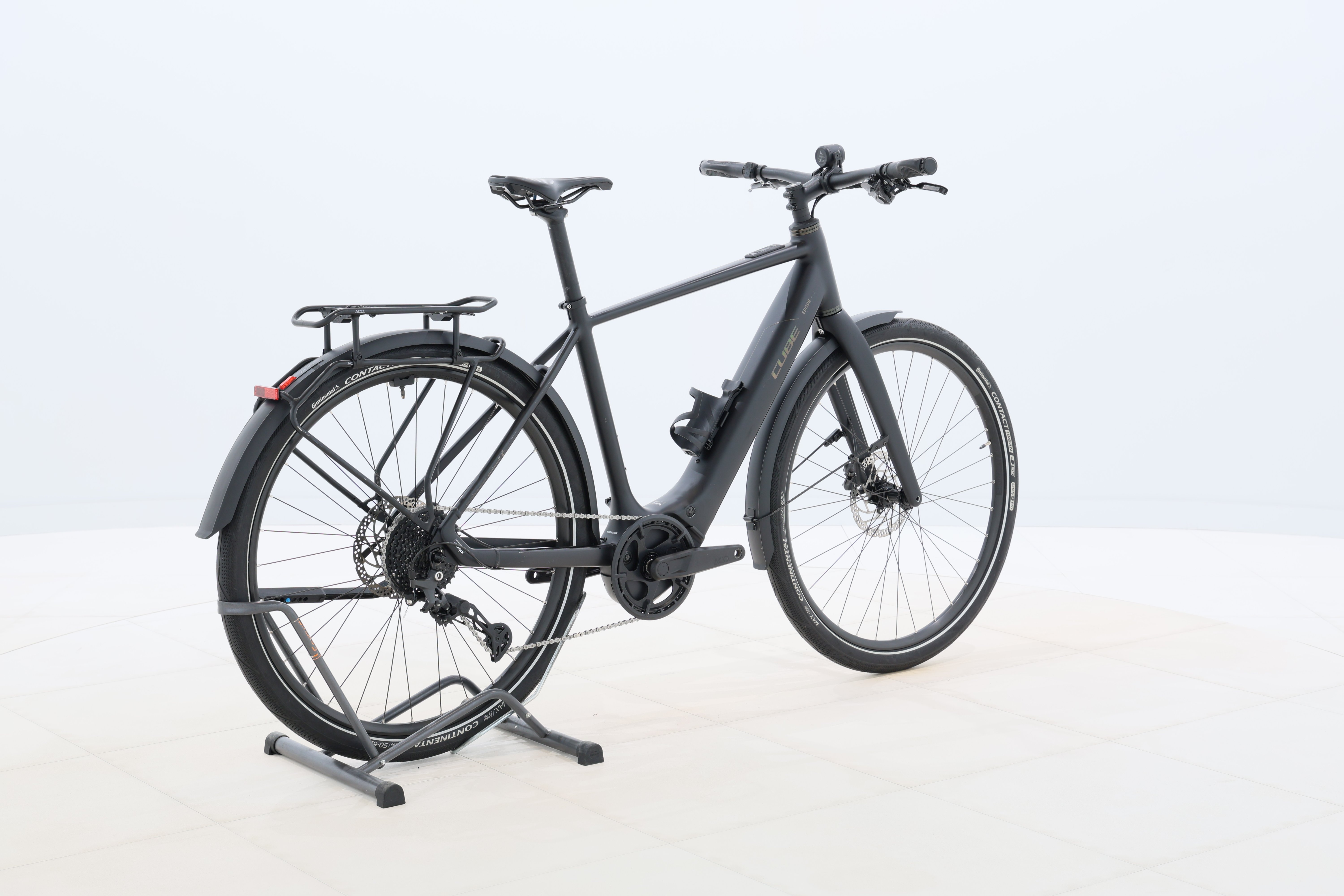 cf73a133-b804-49b5-bdf7-0bf2c9711771