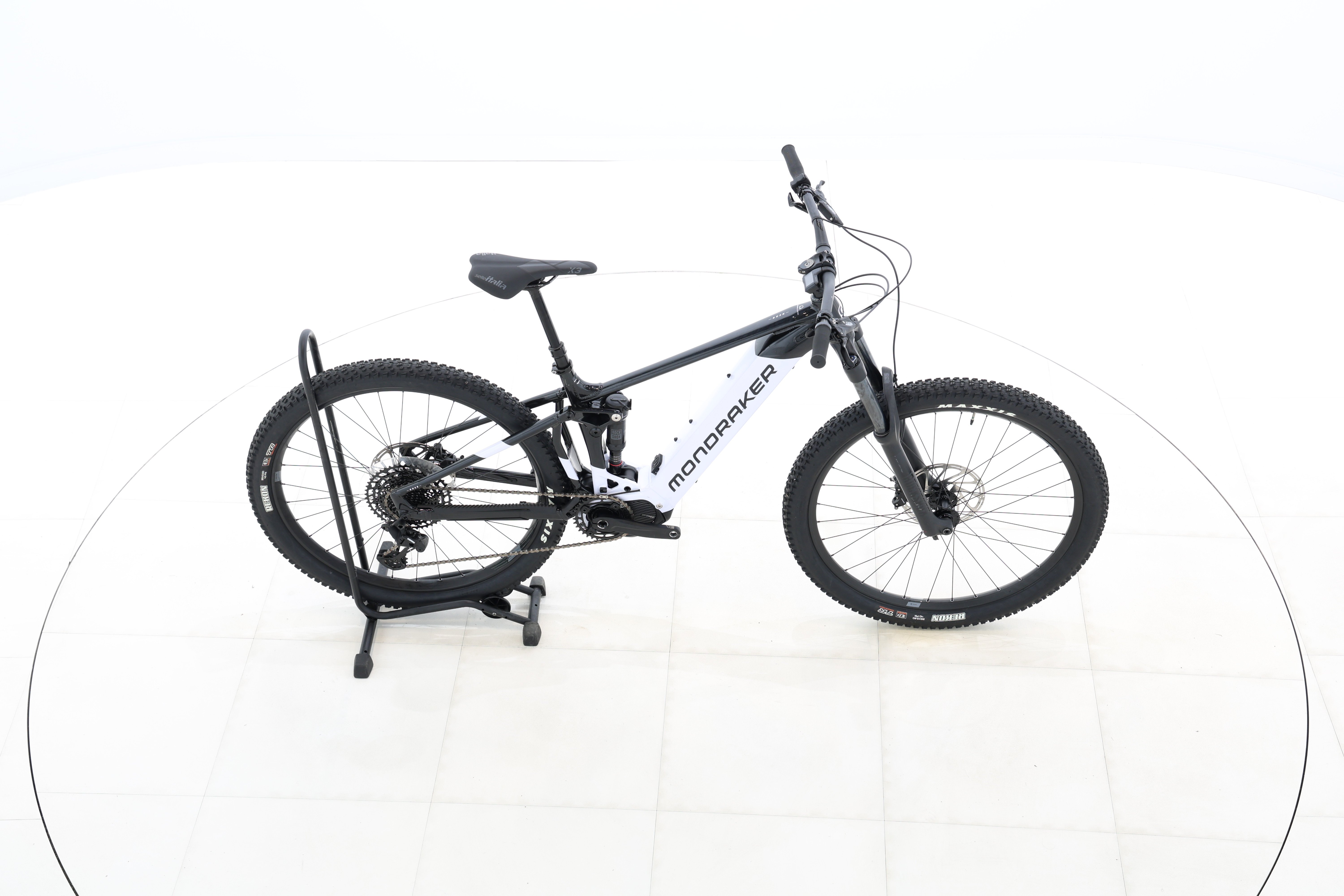 642ed118-acc3-48e7-928a-3eb2632baaa4