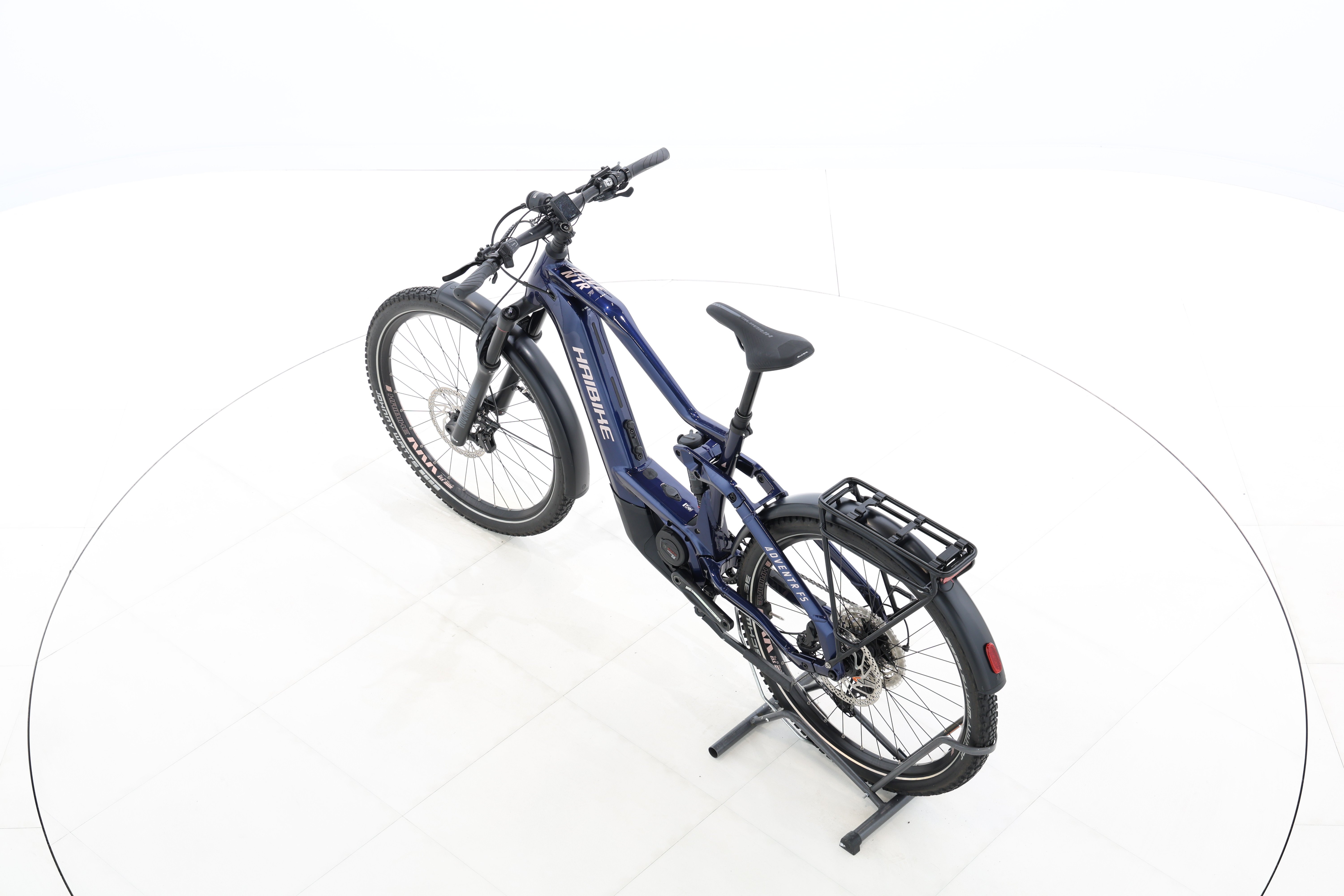 b01d5ebb-3fb4-4686-8907-0554d0a38668