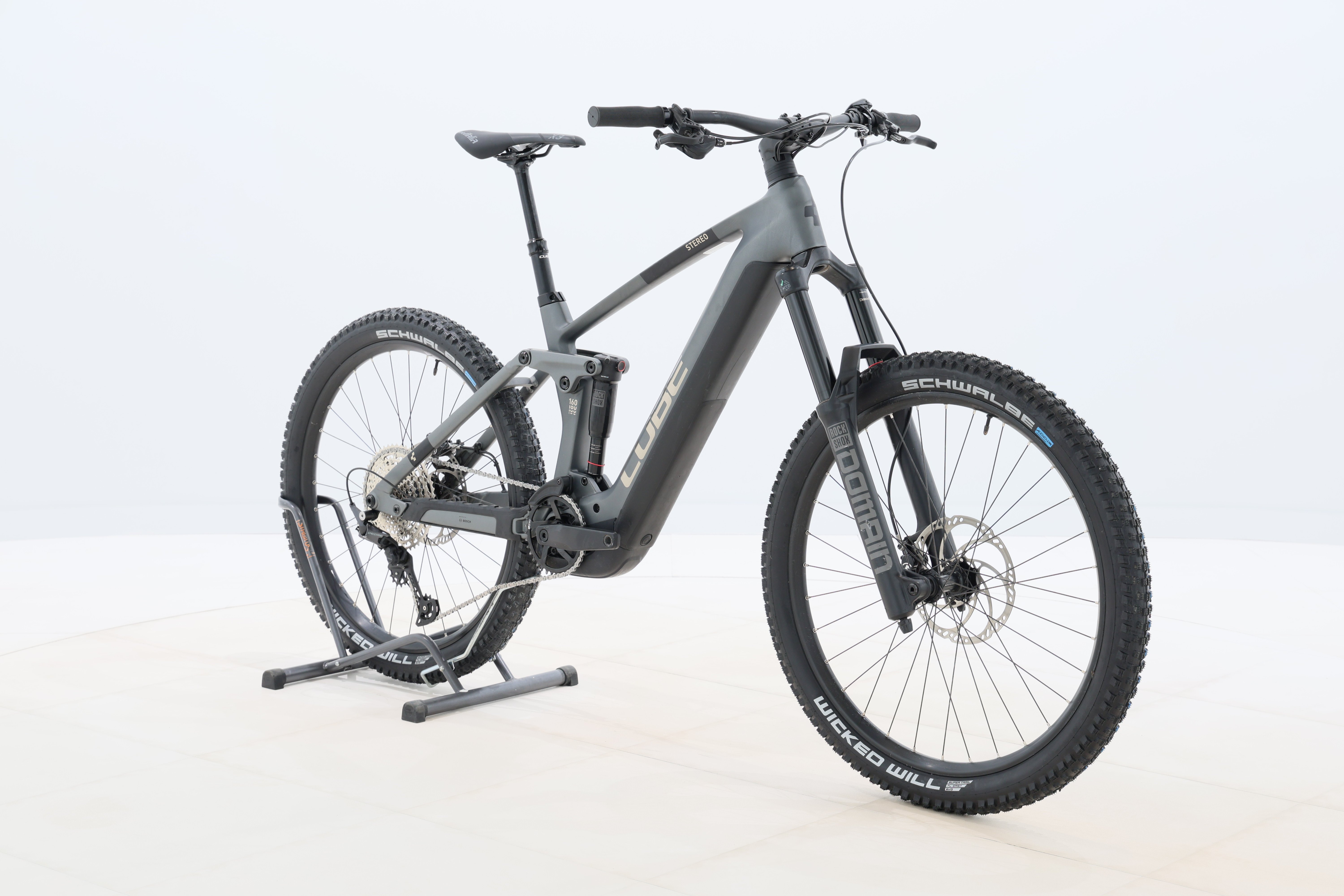 24b7a581-0792-48b6-a9e3-a15d8c5b327f