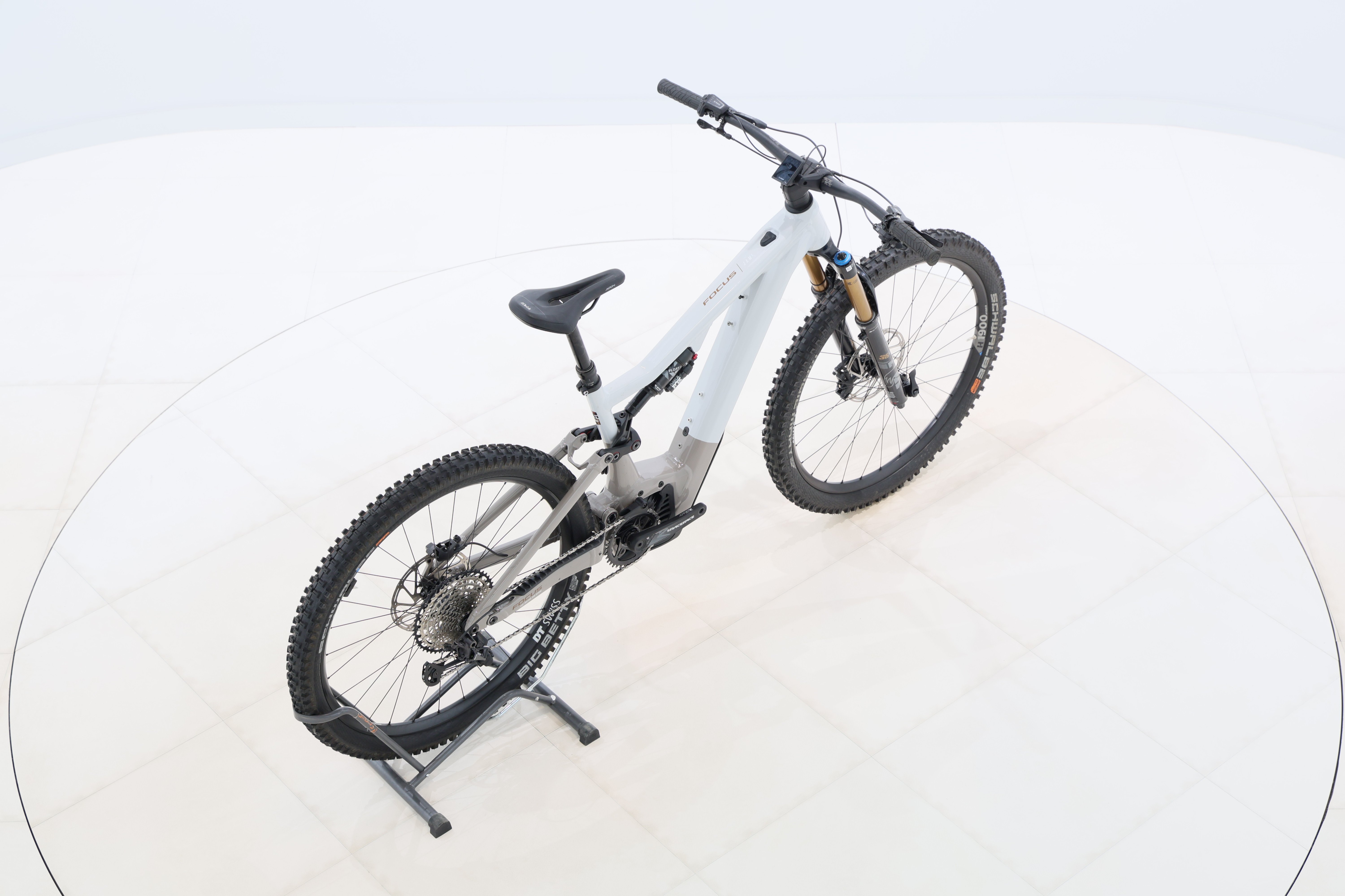 1e4a7676-1446-4c5e-9515-3c89a1aa434a