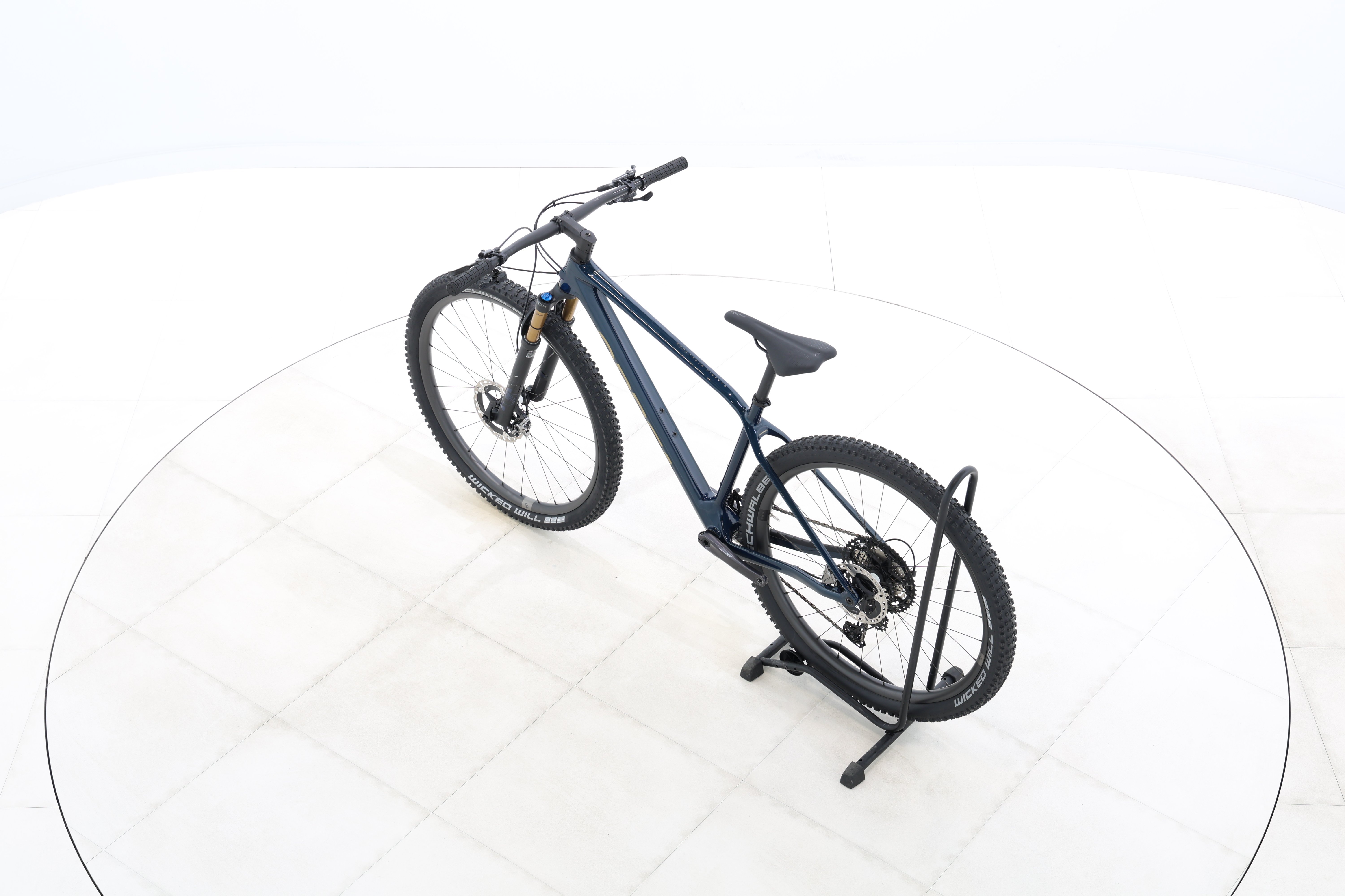 22f9cbdb-9218-47f2-b1e5-f09e1ed06f82