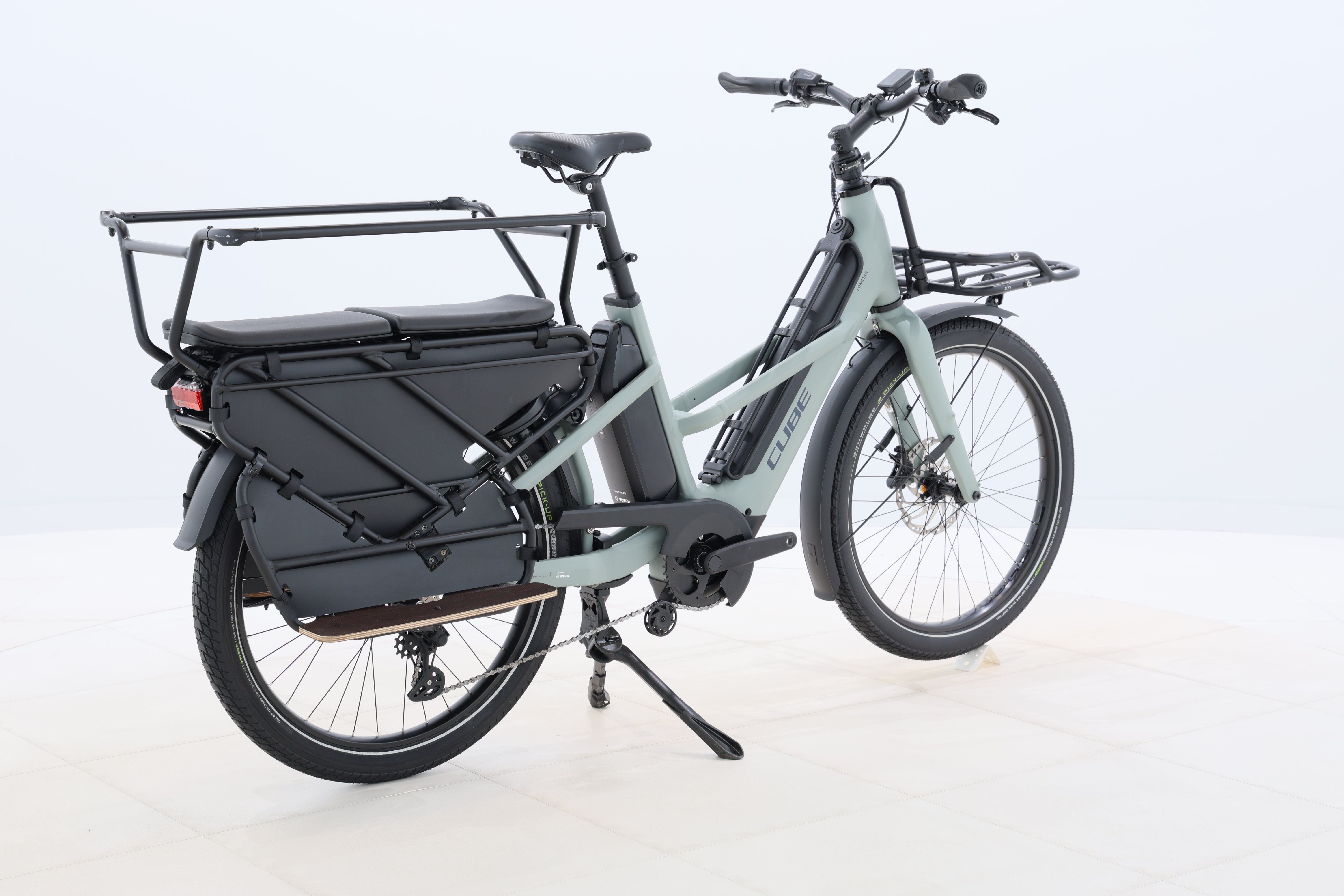 b86df0fa-da3a-425d-8608-826163f4d52d