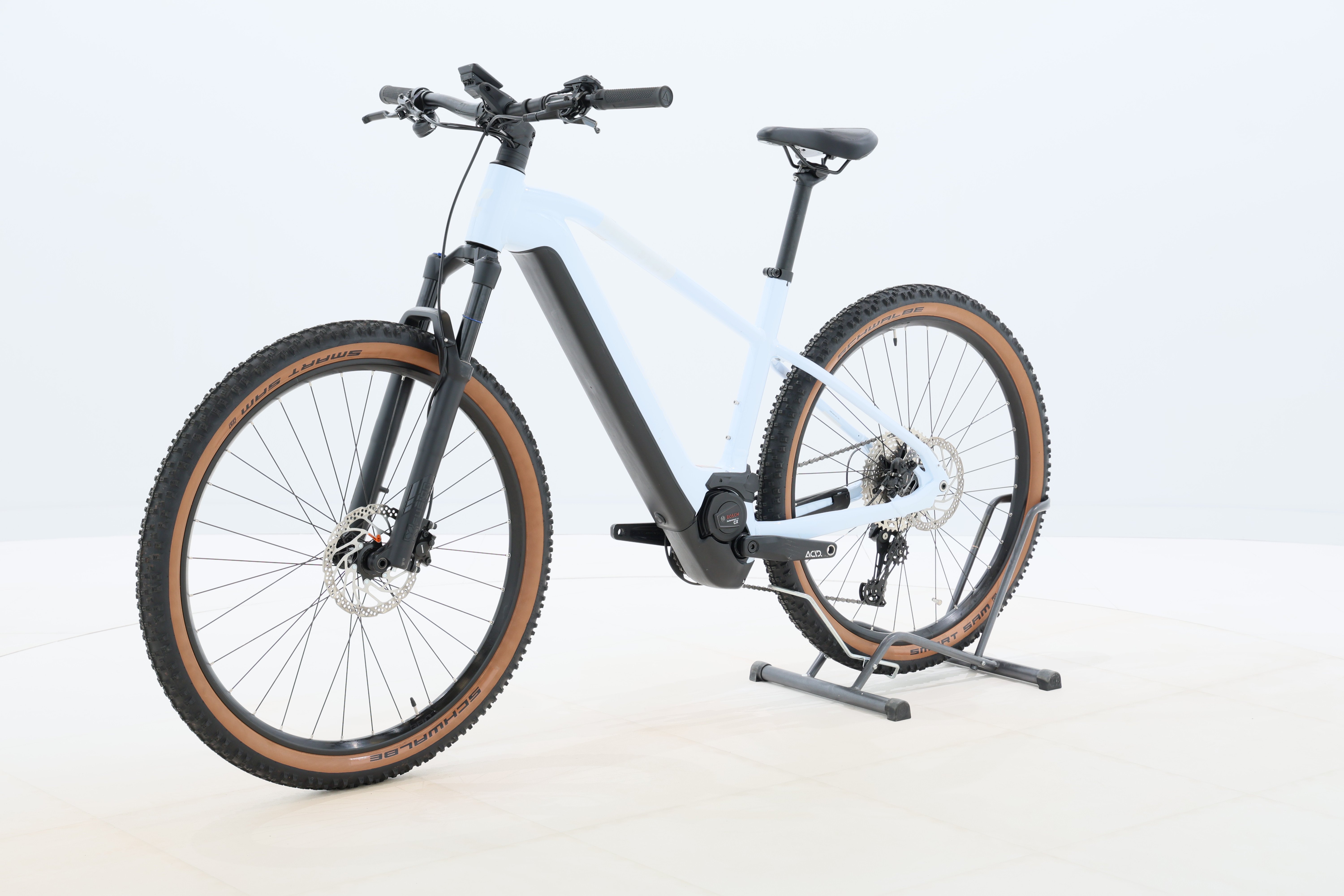 bb8ca334-aa4f-420f-942b-8425b1480f0f