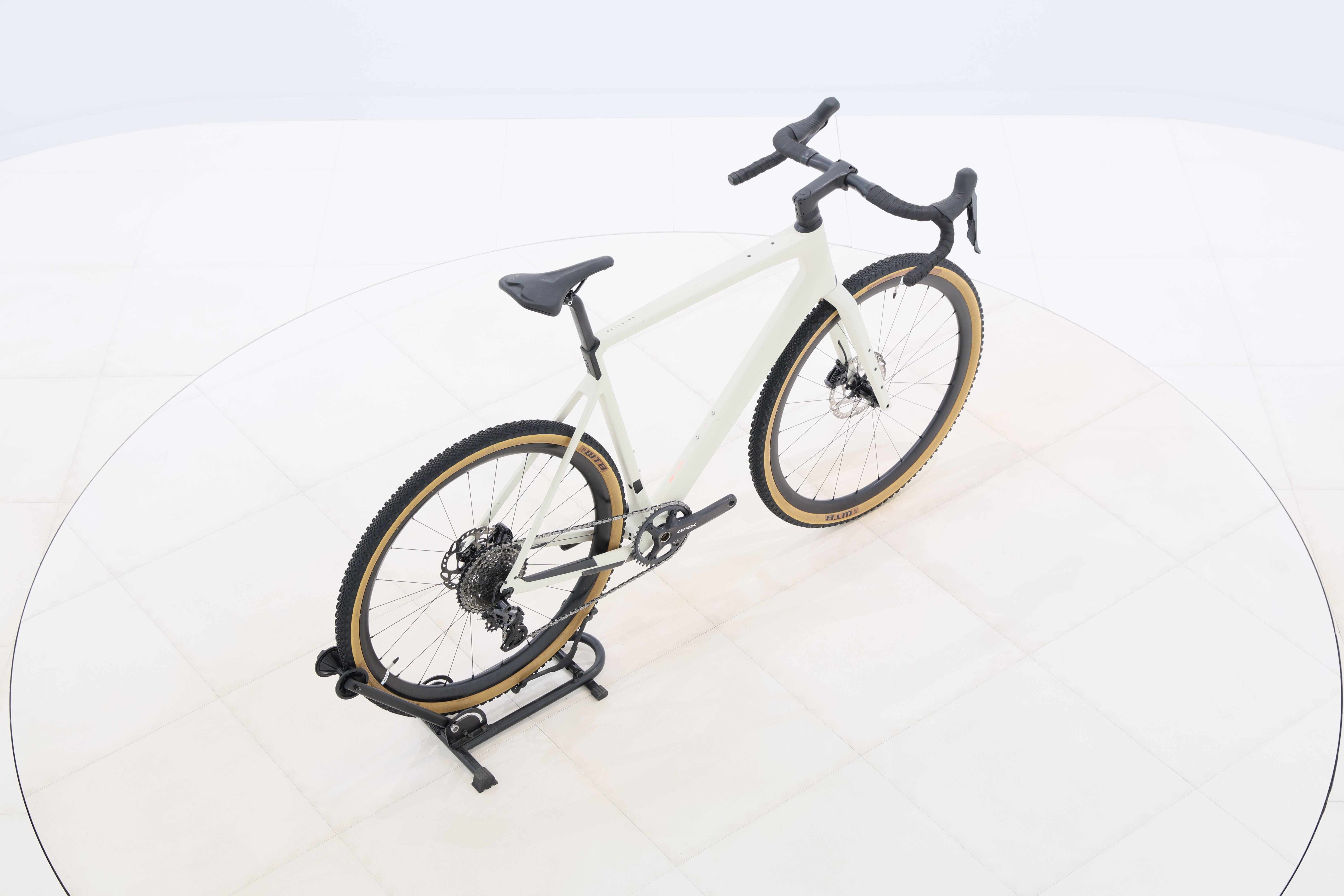 0daec0d3-cb6d-4fd7-939e-fa78e4911308