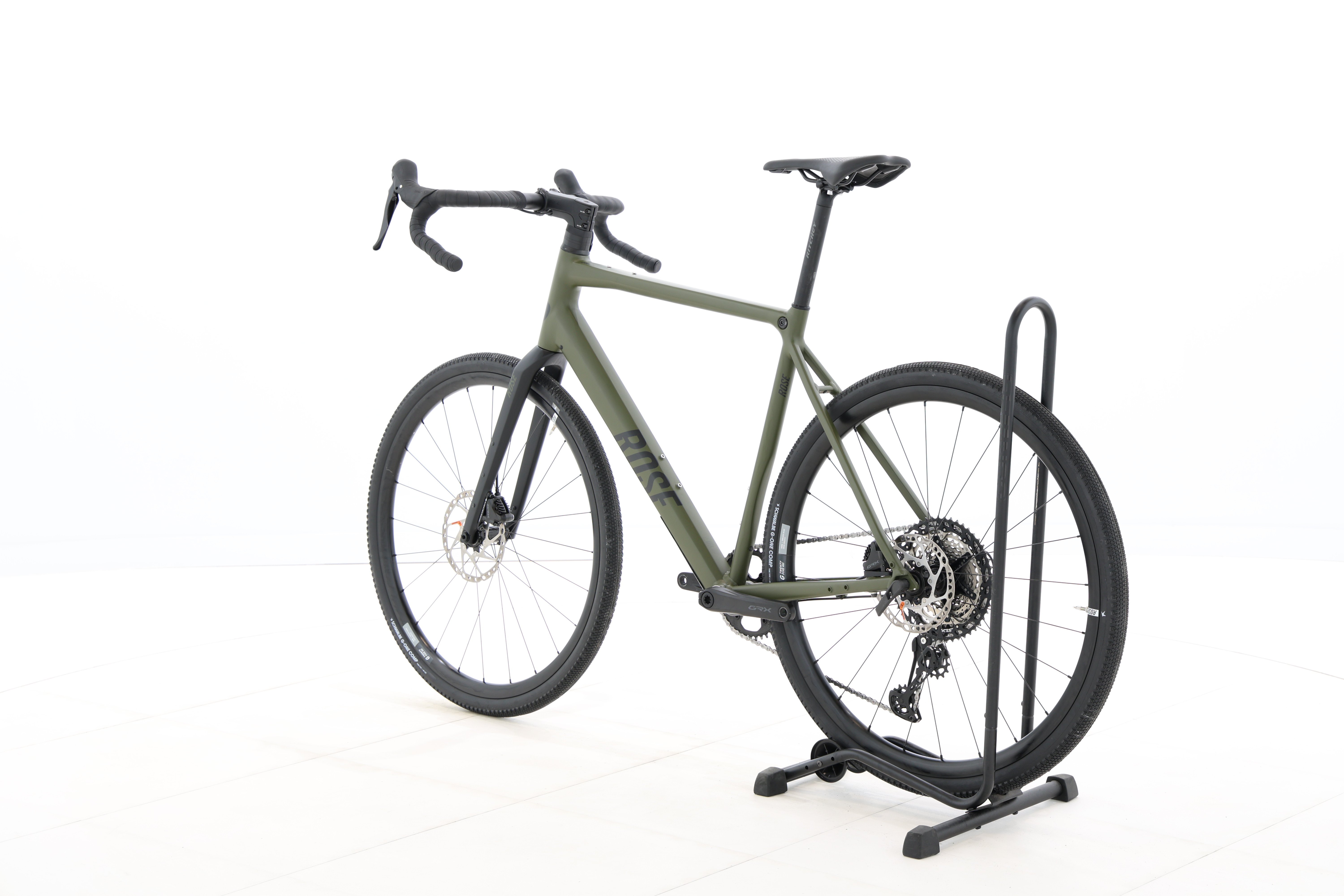 b844ba02-9242-4541-86a6-a27312433126