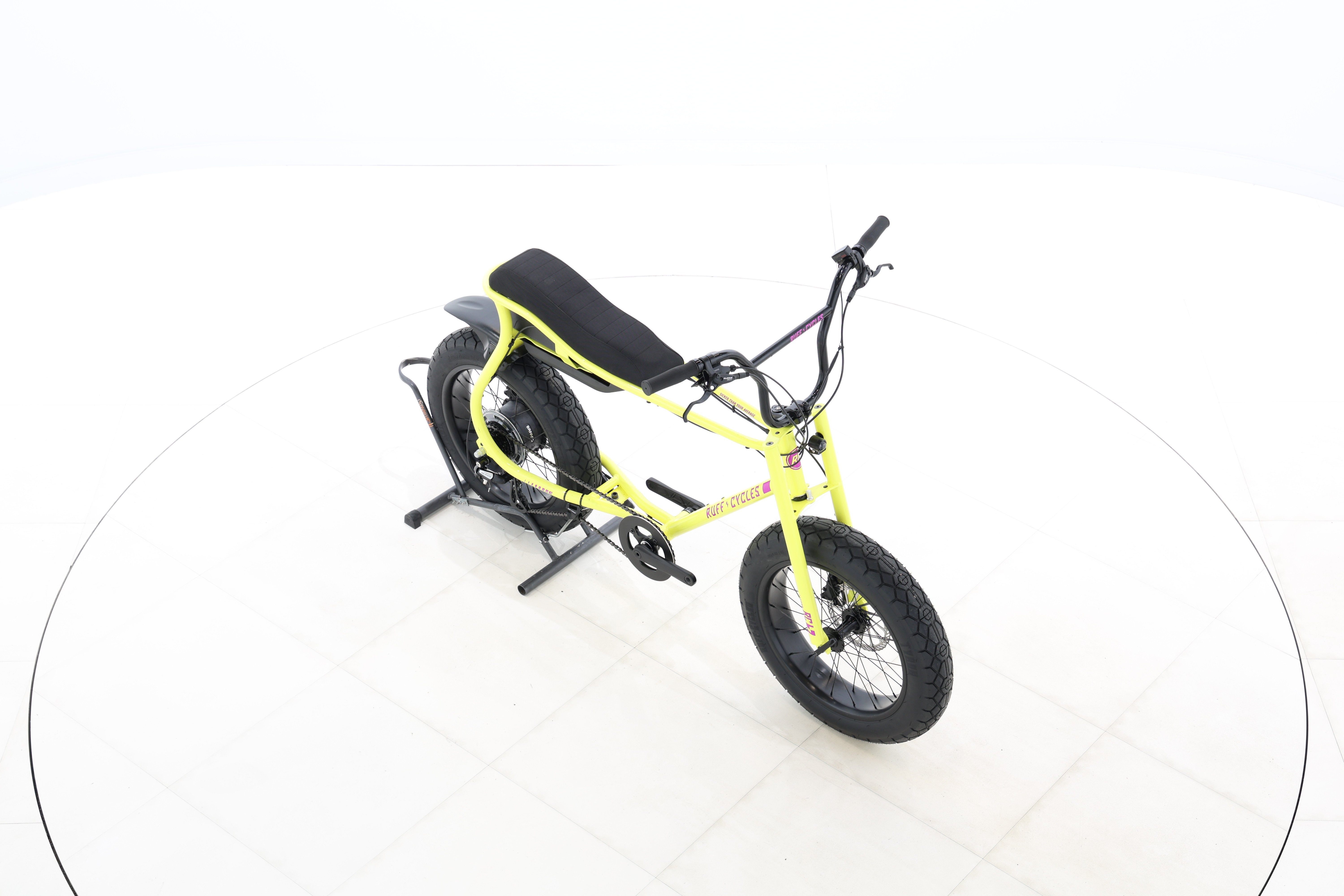 96a4ec7c-9ff6-4e48-9bdc-6345f1589d34