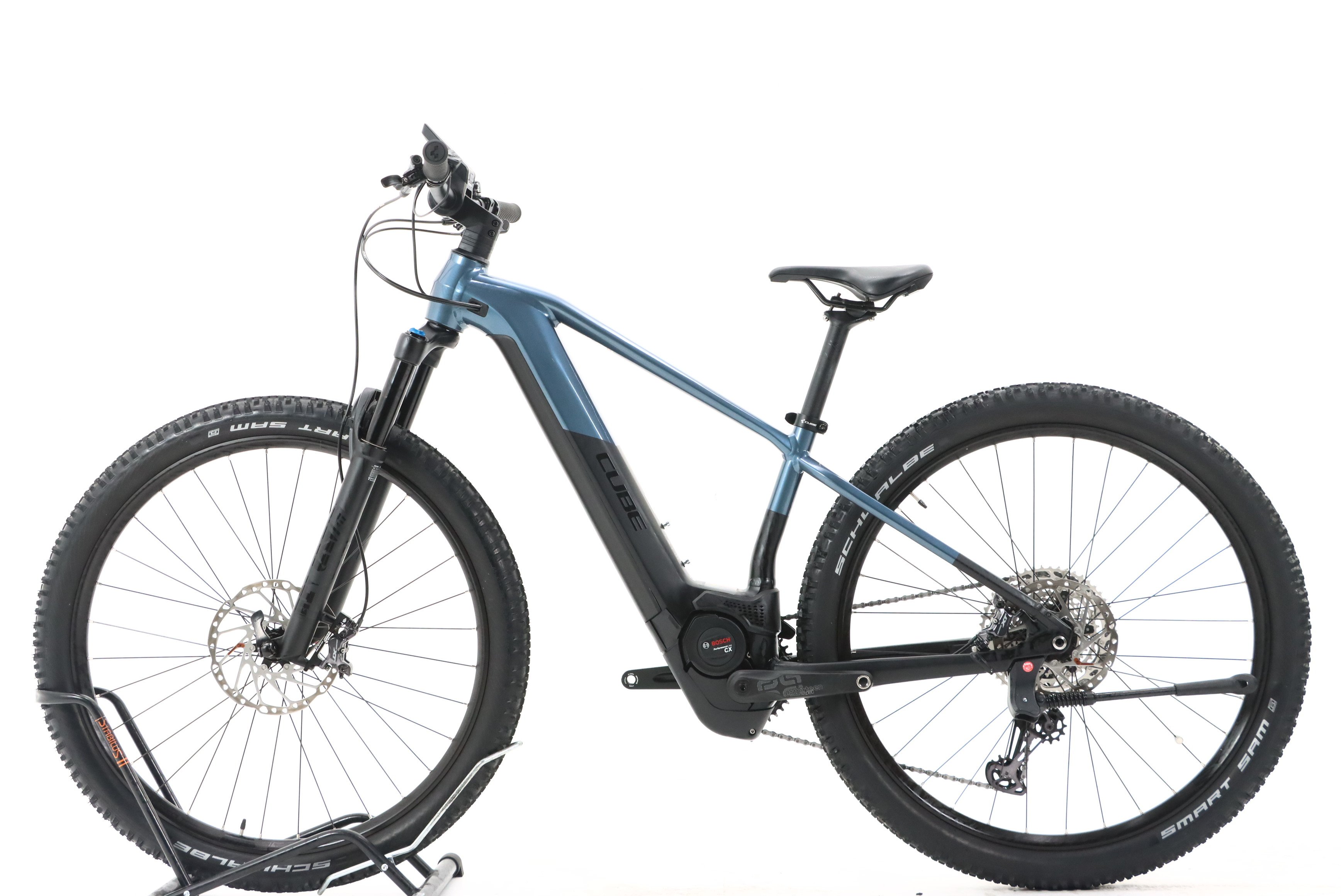 8bb041df-783e-41fe-a6ae-a2ae3d38d76d