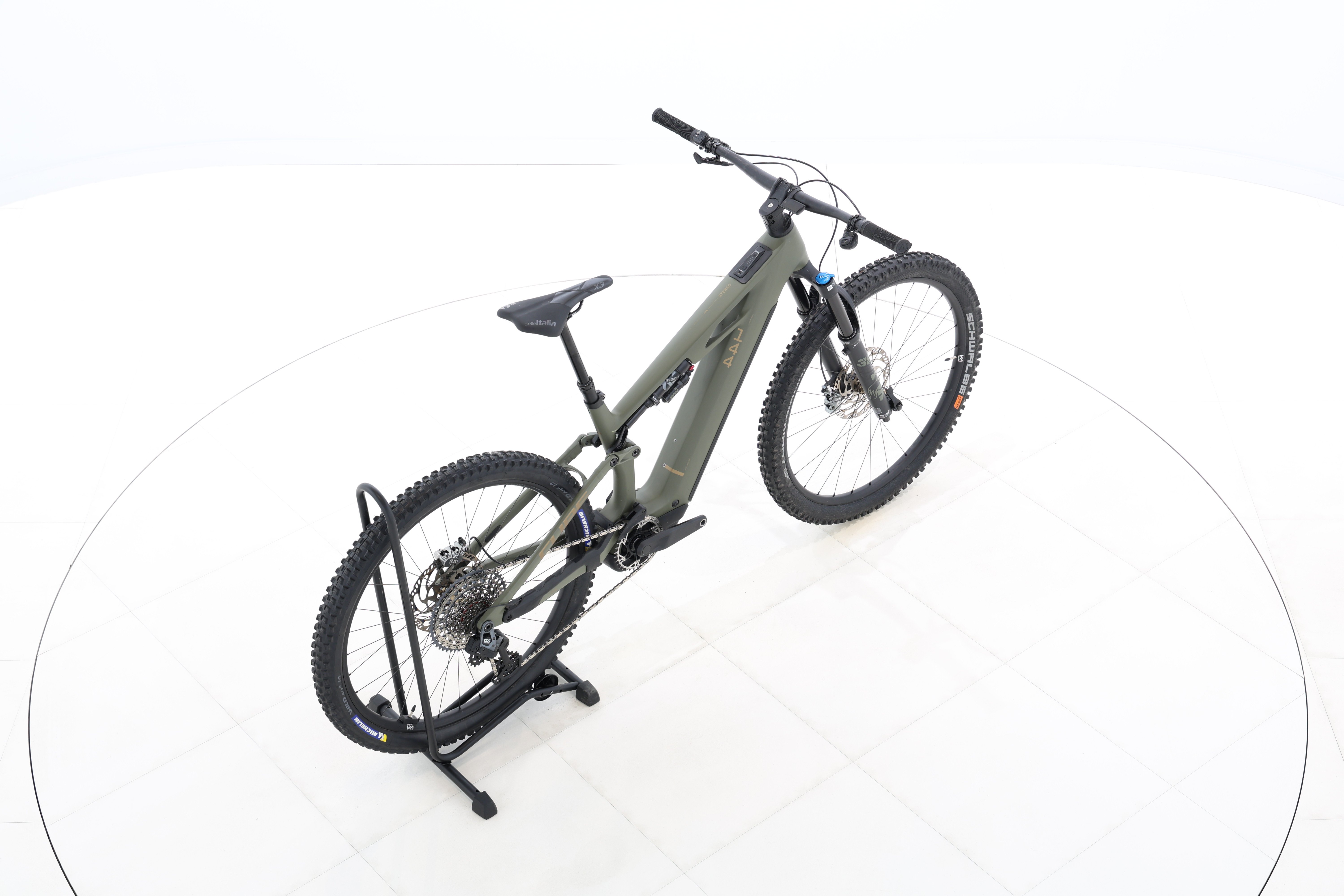 9f7cc744-a292-441c-a261-f920f048c96c