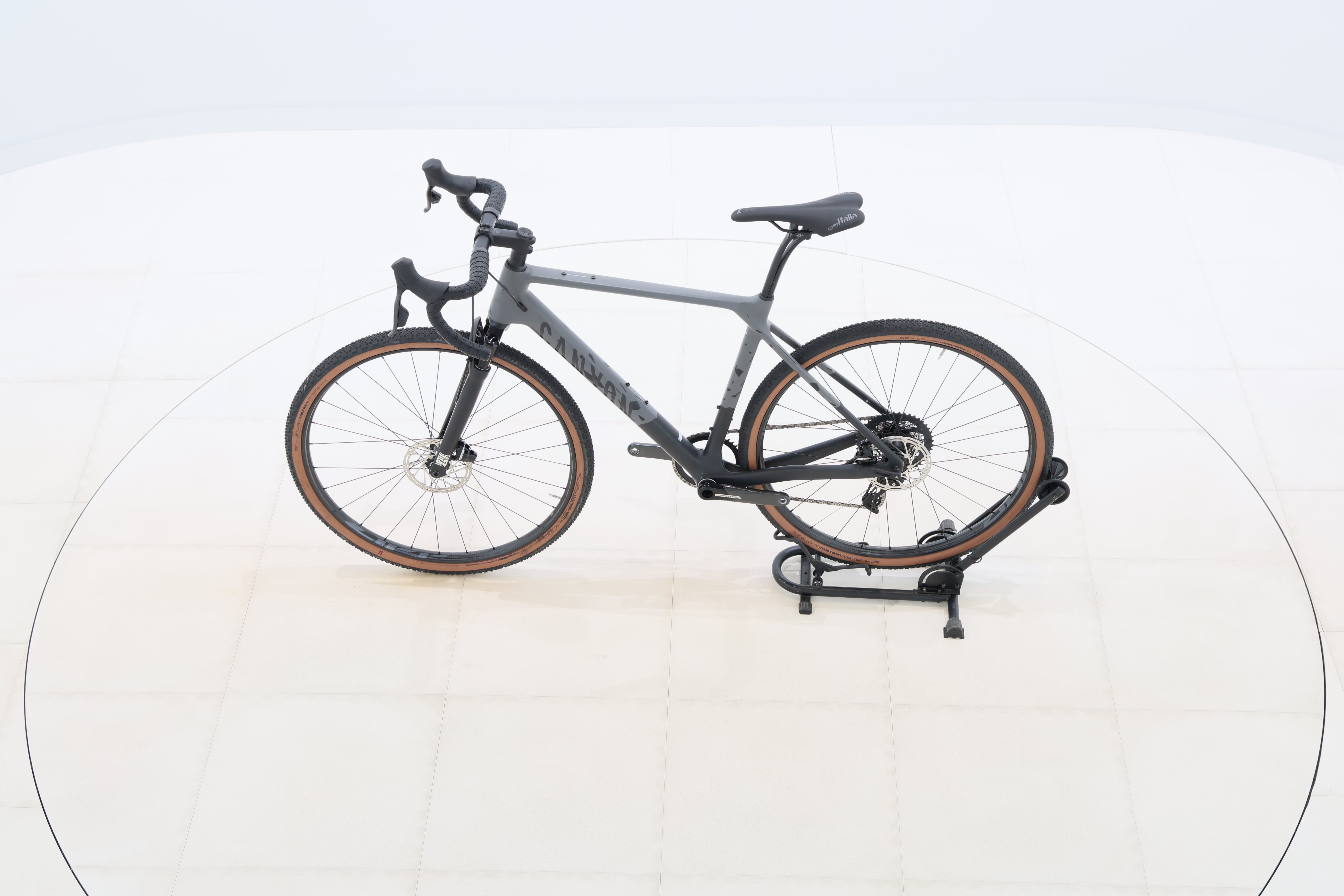 8e2db630-ad80-4ea7-83a3-b501cee38aac