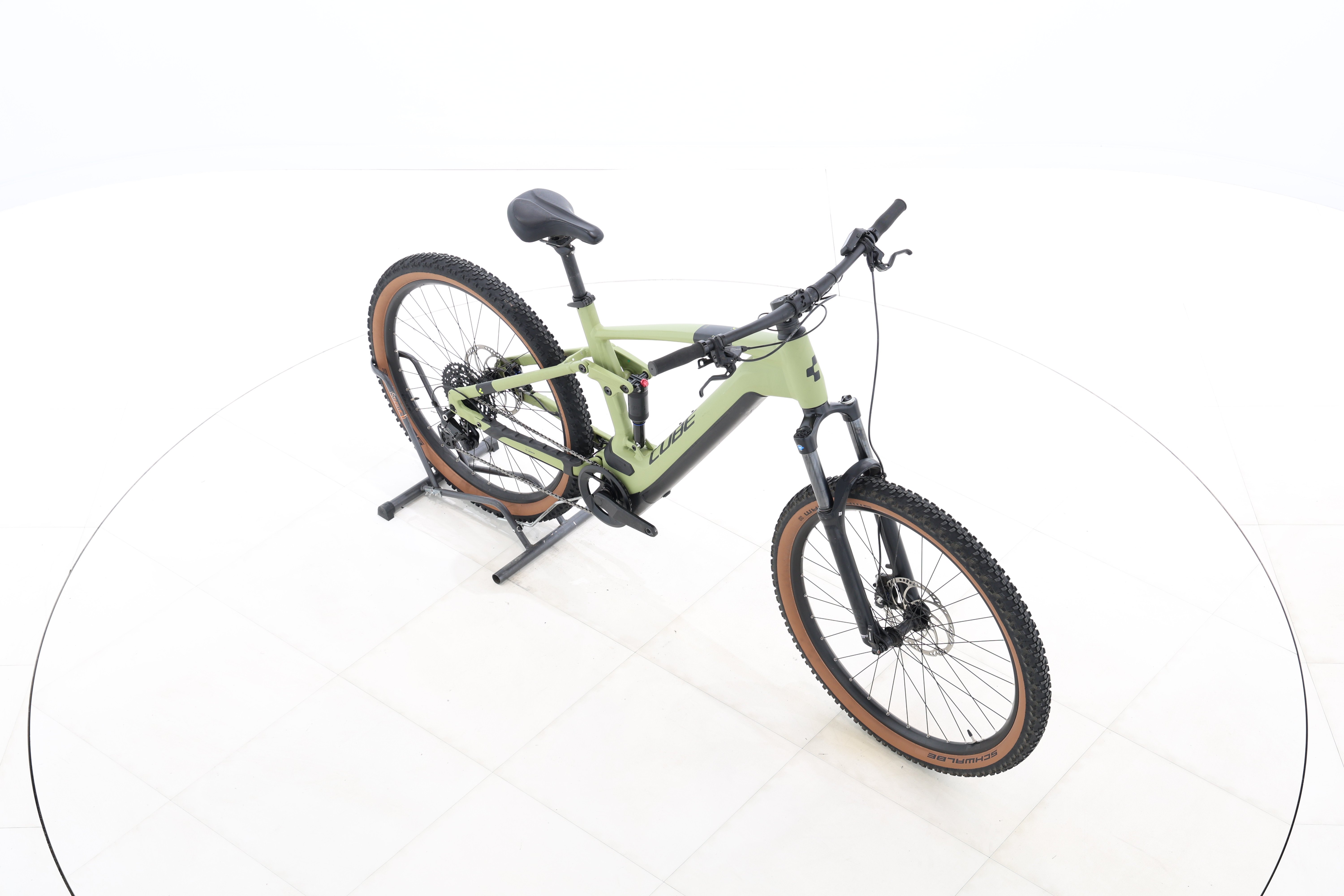 f7a0943b-294c-46e2-bdfb-088b0b9c1528