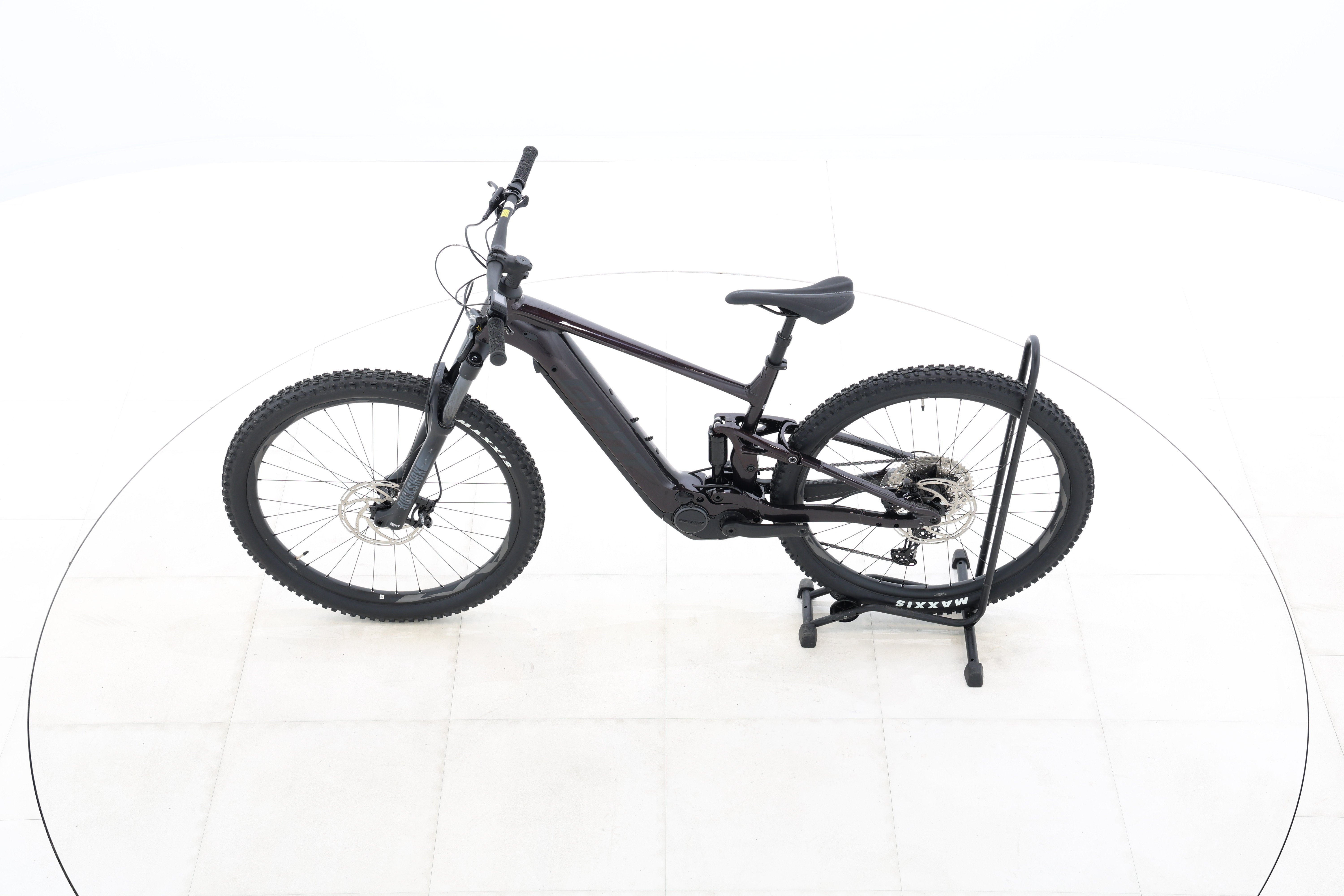 4301a2f8-4e6f-48ed-a6bc-fba8e890376c