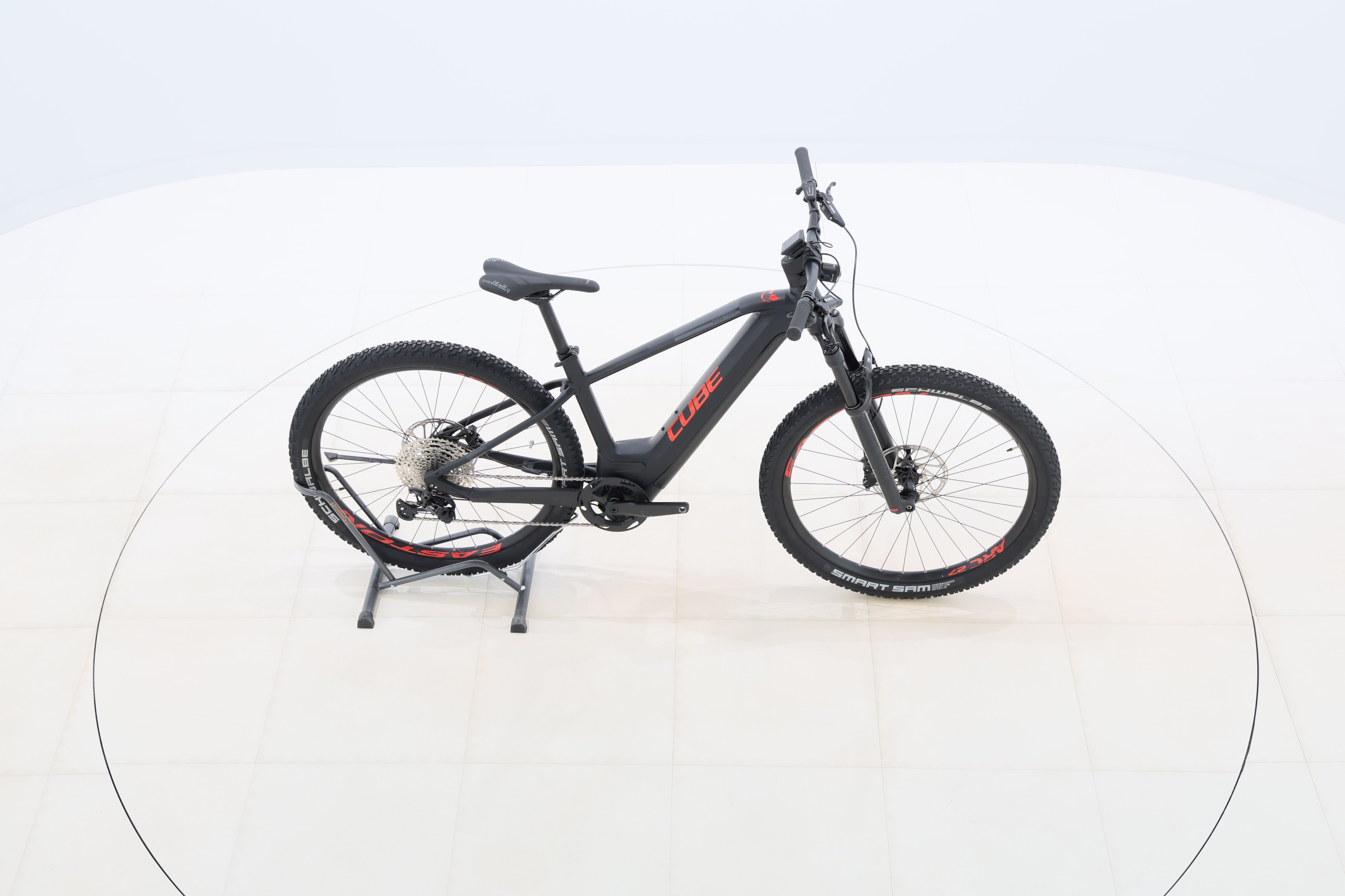 d8c4a076-2edd-4e25-a706-6c6886311b12